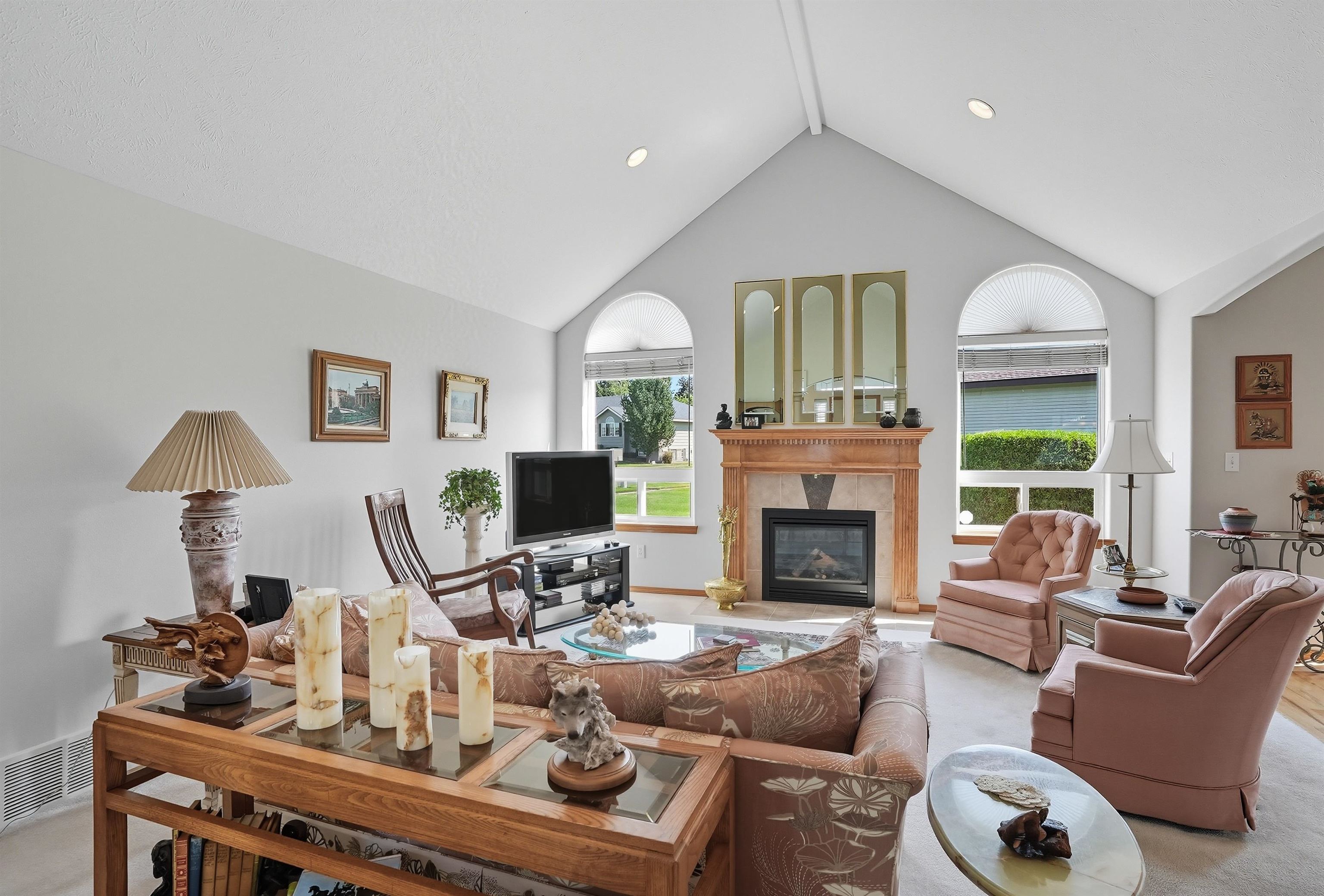 10710 N Clallam Ct - Photo 4