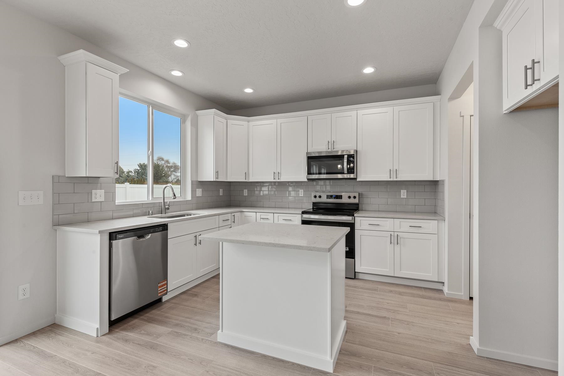 18315 E Indiana Ave - Photo 8