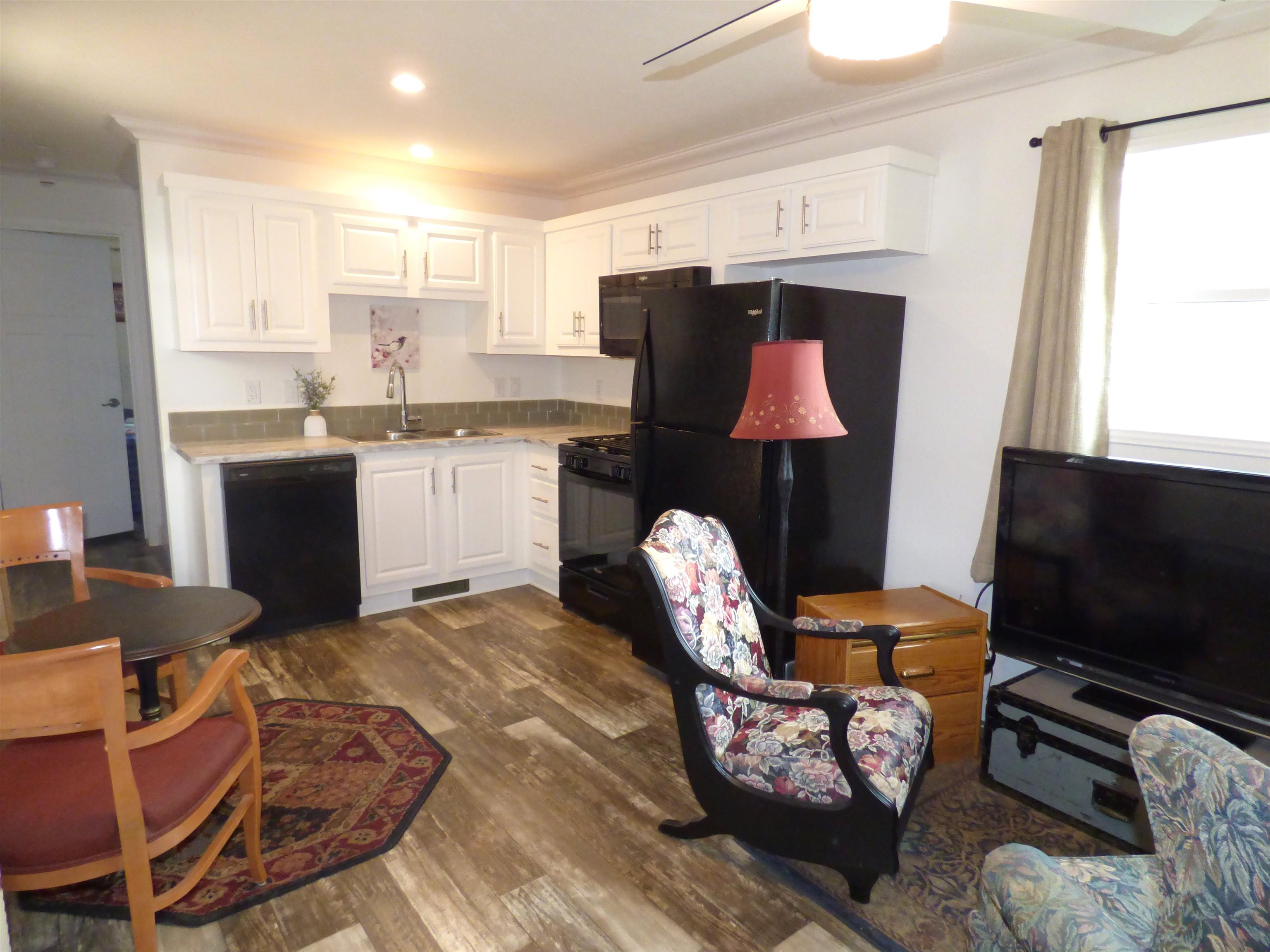 2601 N Barker   #42 Rd - Photo 4