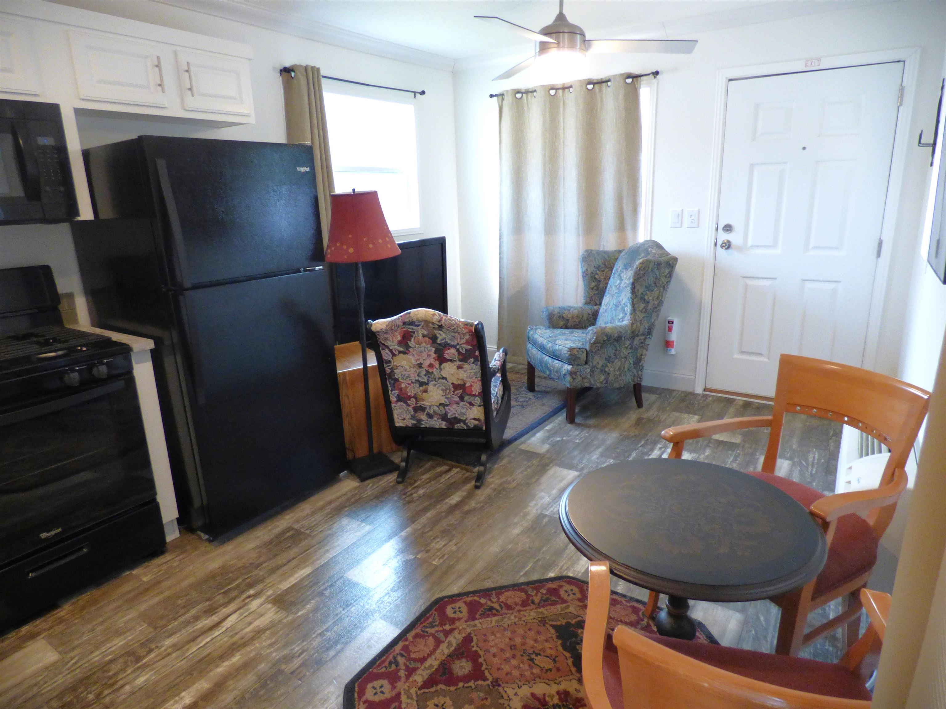 2601 N Barker   #42 Rd - Photo 6