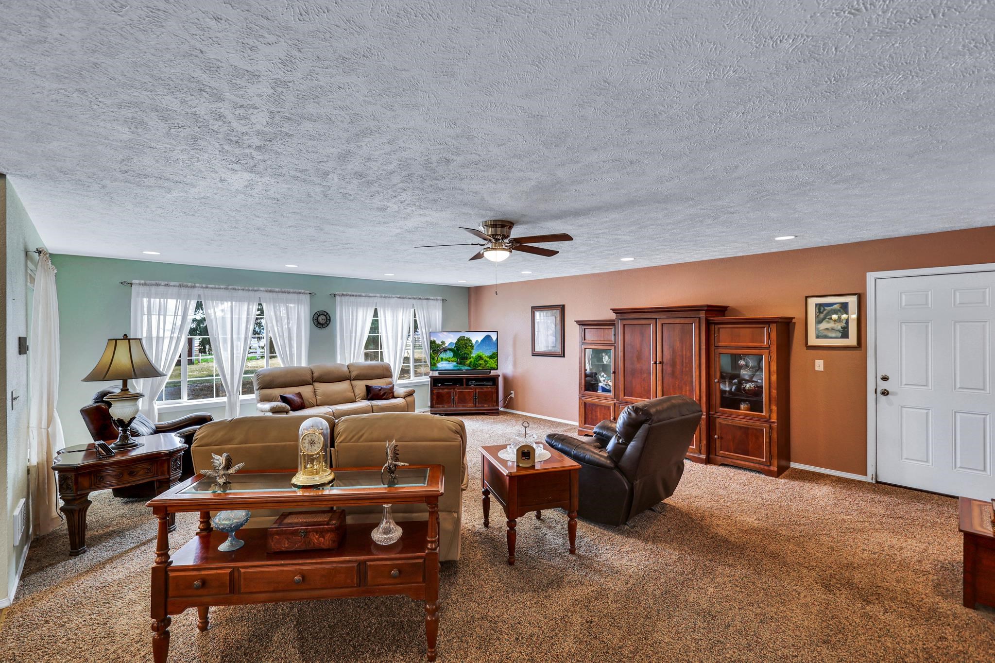 5074 Casberg Burroughs Rd - Photo 13