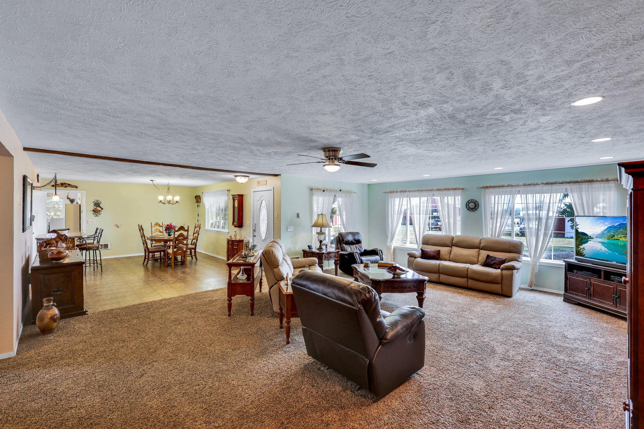 5074 Casberg Burroughs Rd - Photo 14