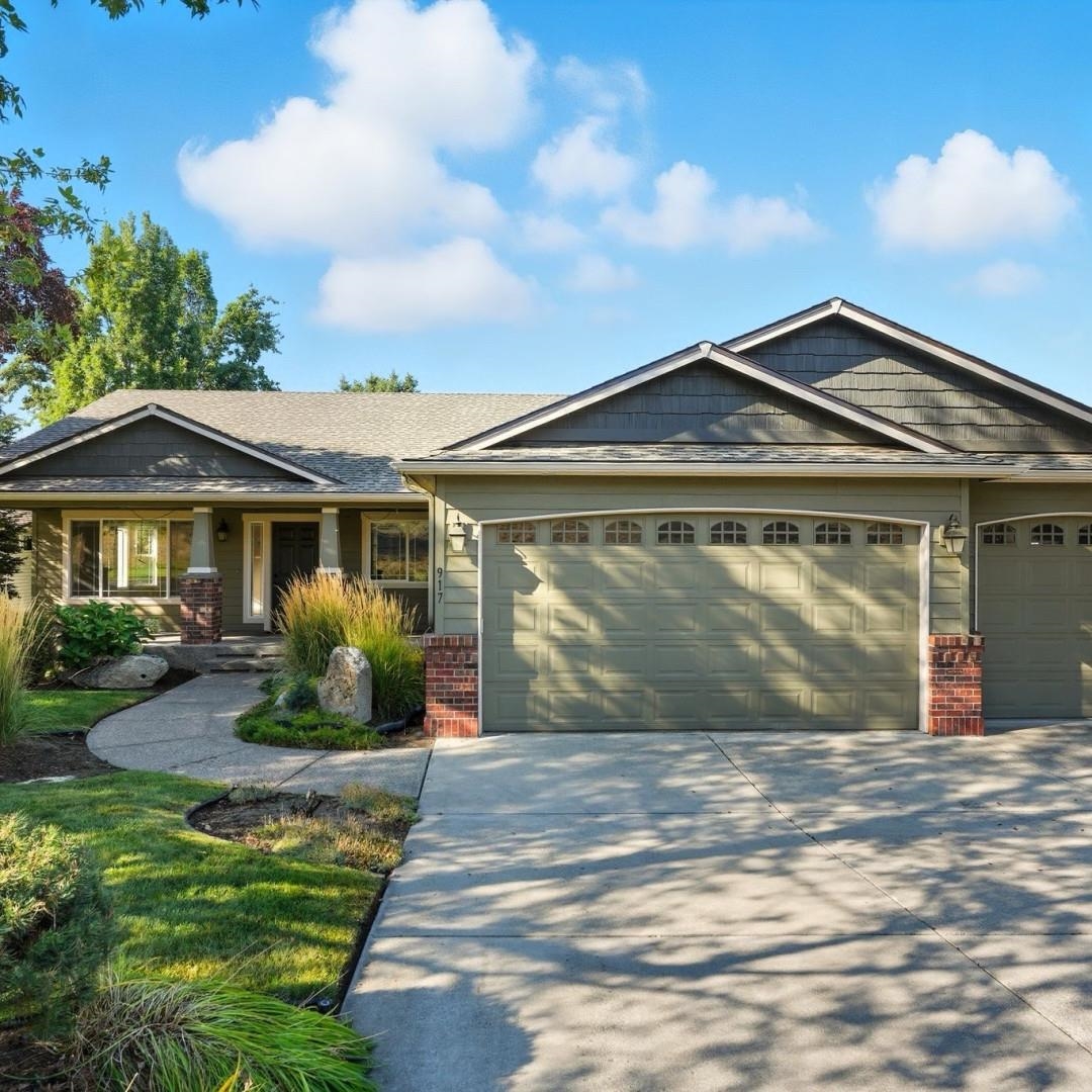 917 N Garry Dr Dr - Photo 1