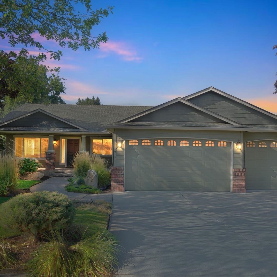 917 N Garry Dr Dr - Photo 2