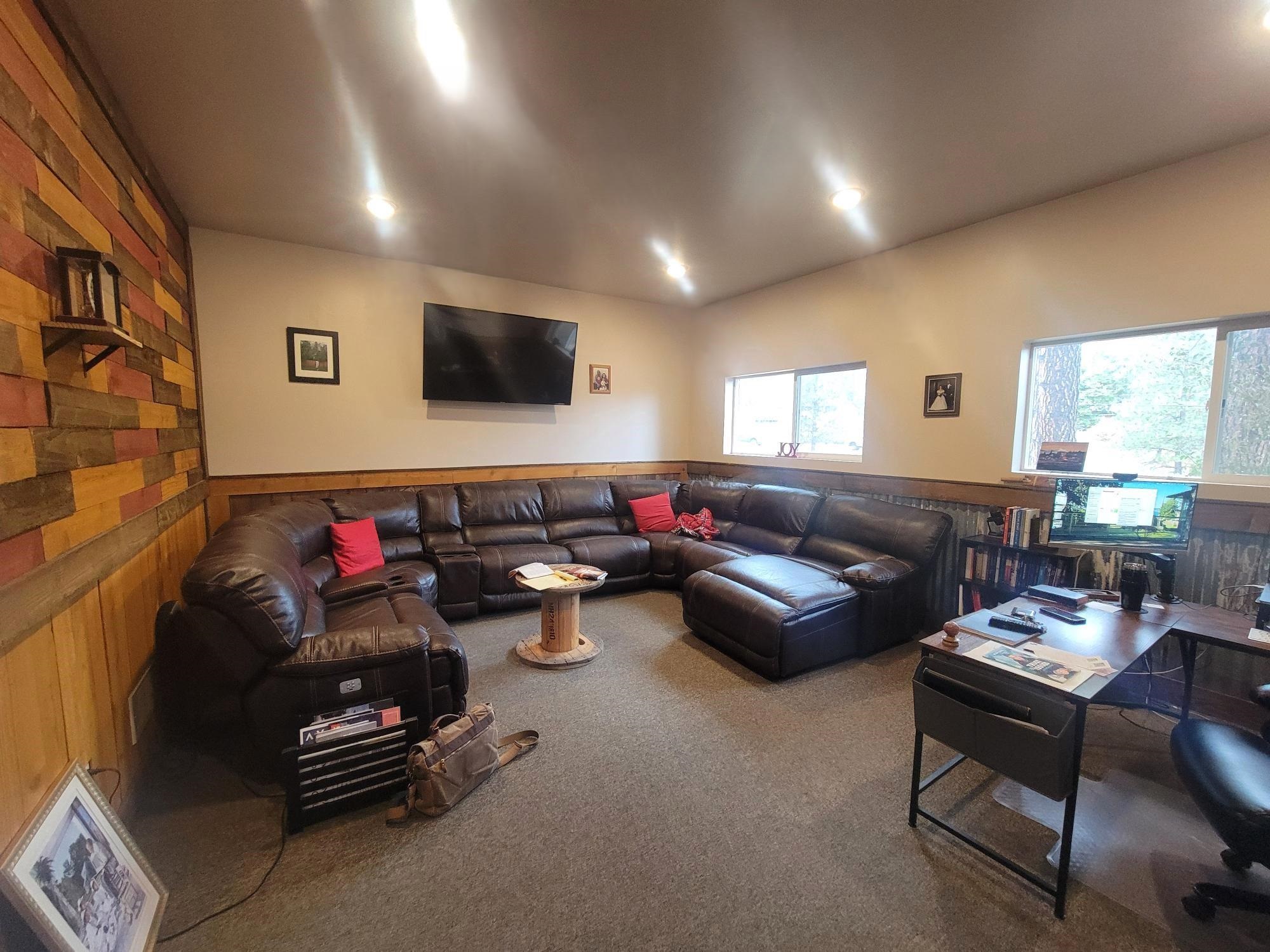 1611 S Geiger Blvd - Photo 14