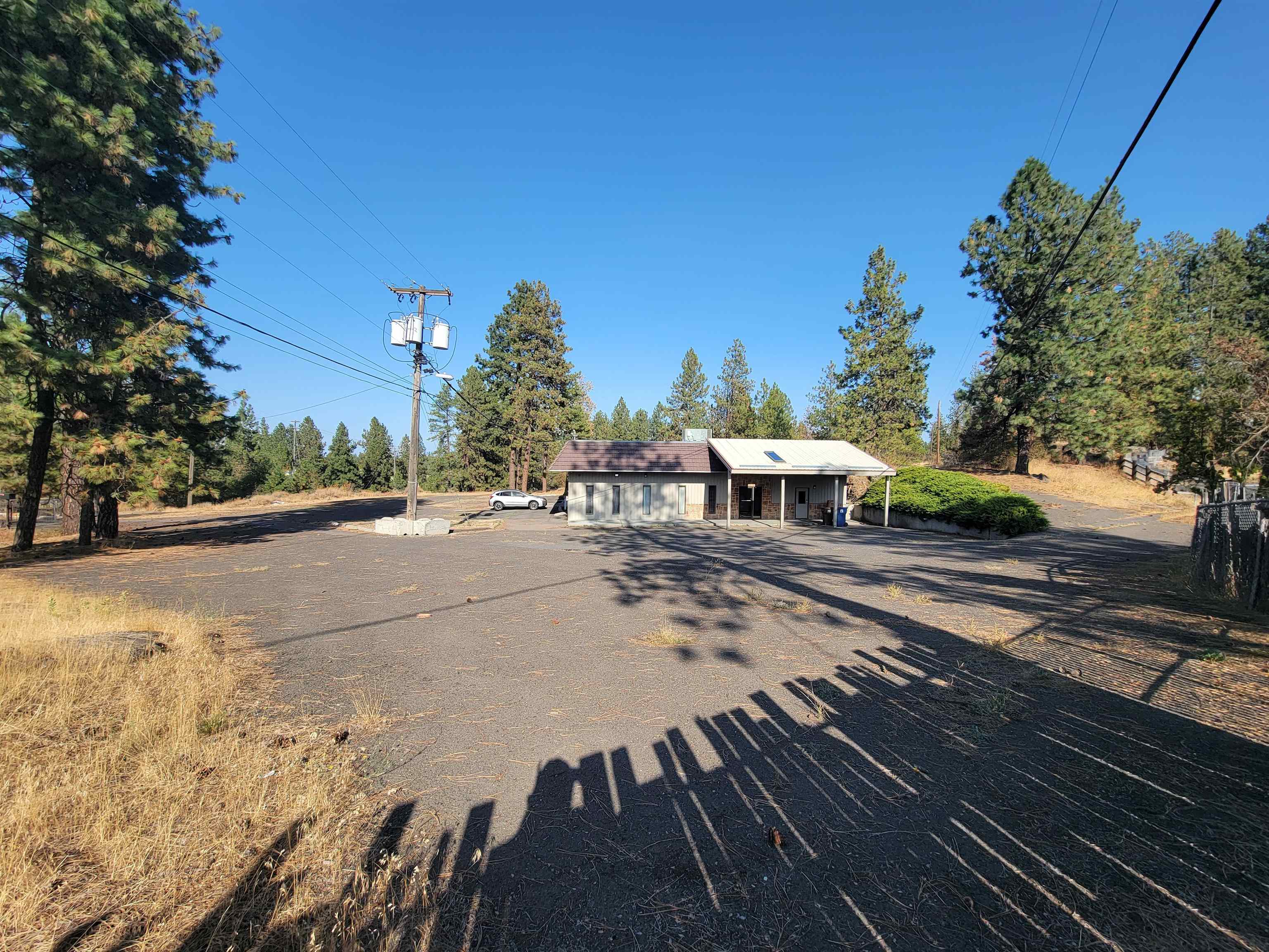 1611 S Geiger Blvd - Photo 3
