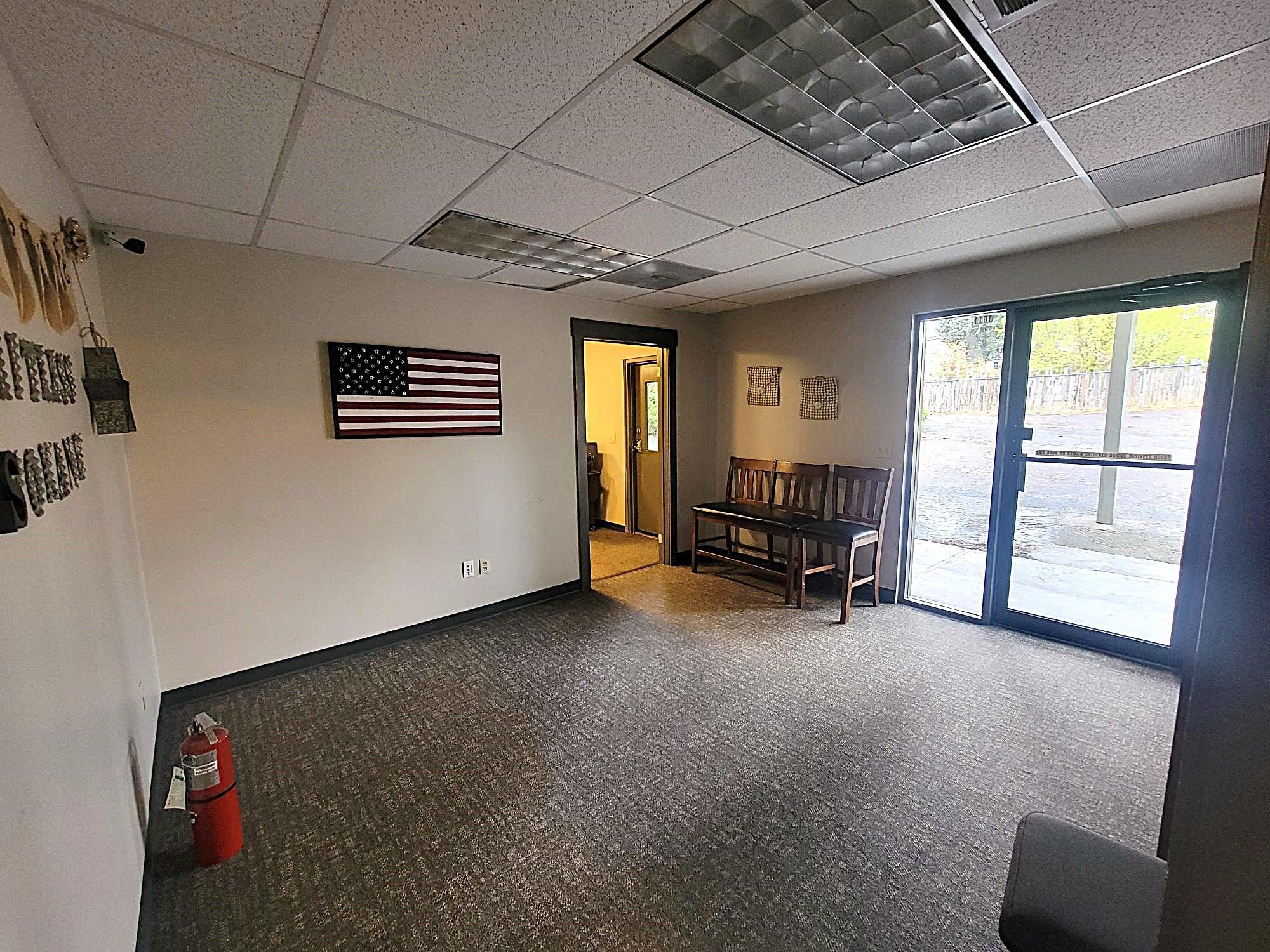 1611 S Geiger Blvd - Photo 27