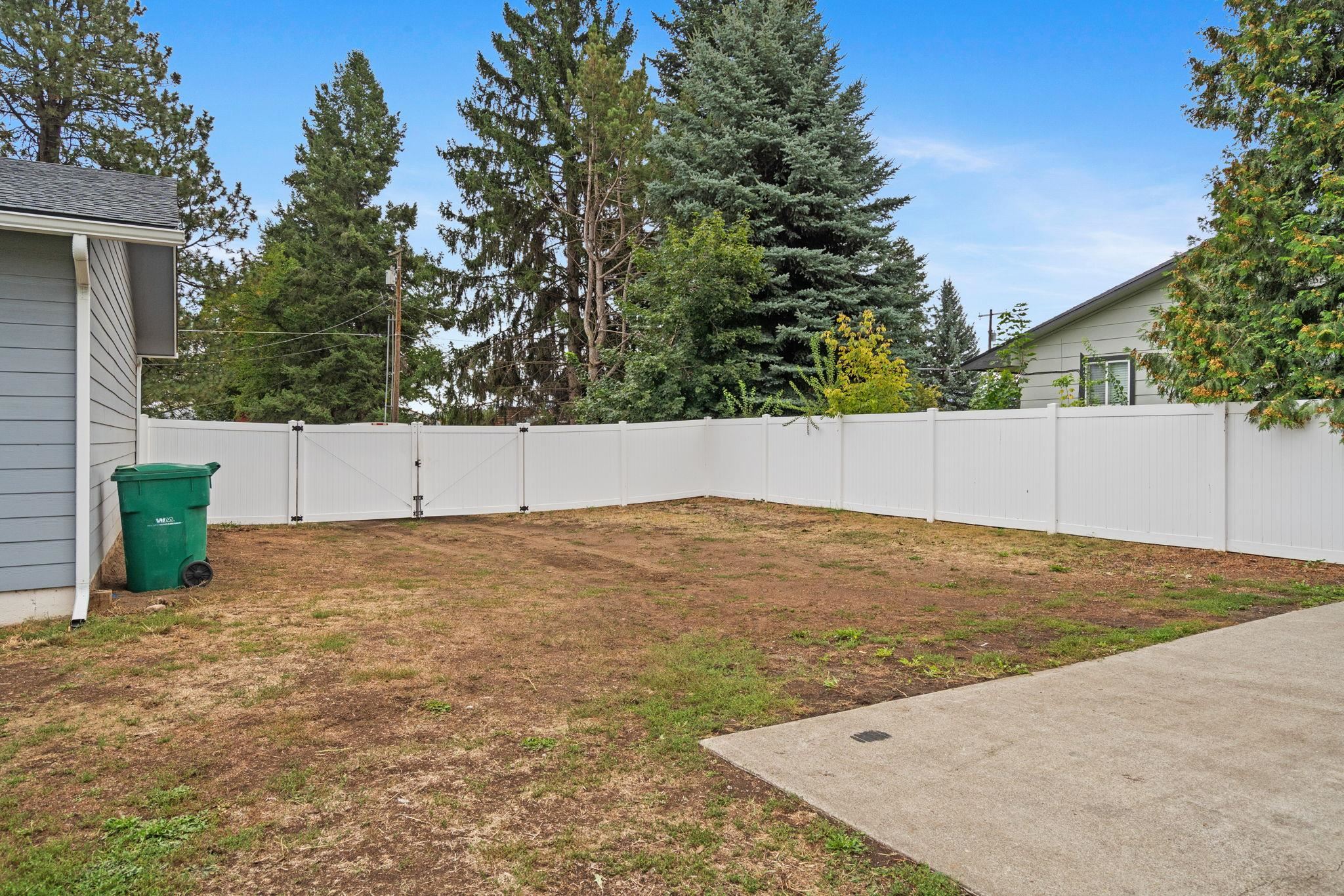 5605 N Drury Rd - Photo 11