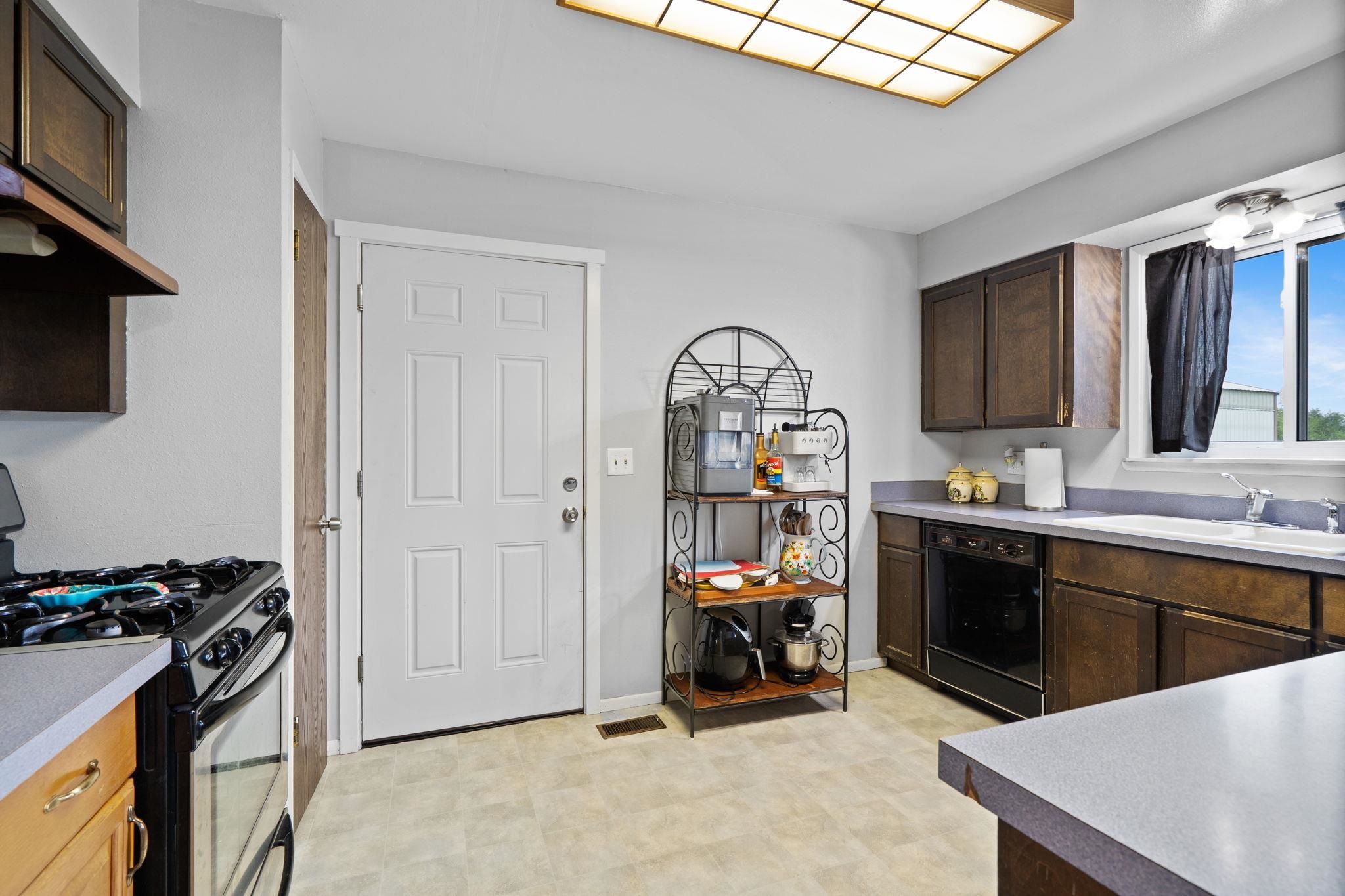 5605 N Drury Rd - Photo 27