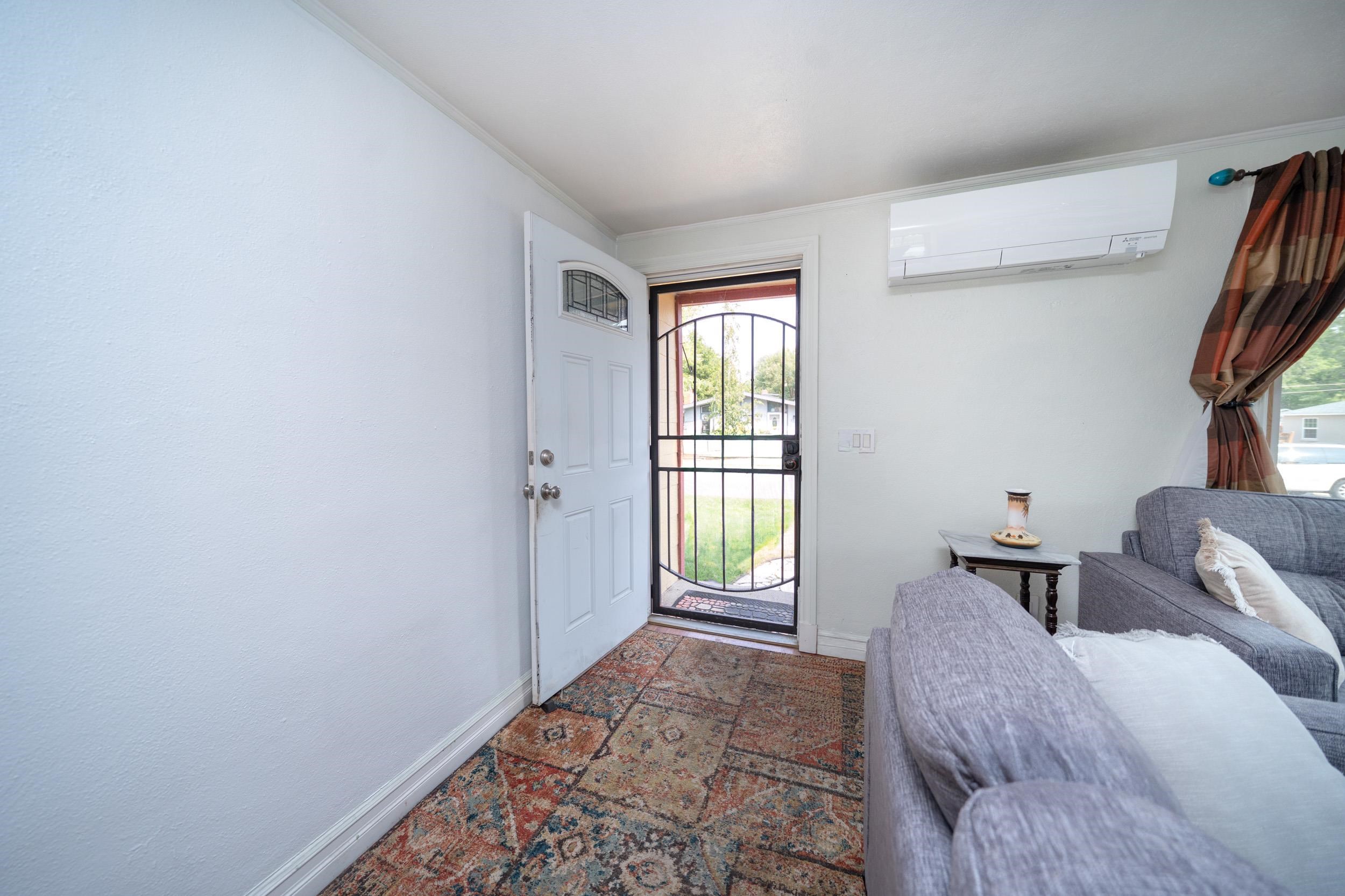 7326 E E 9th Ave Ave - Photo 4