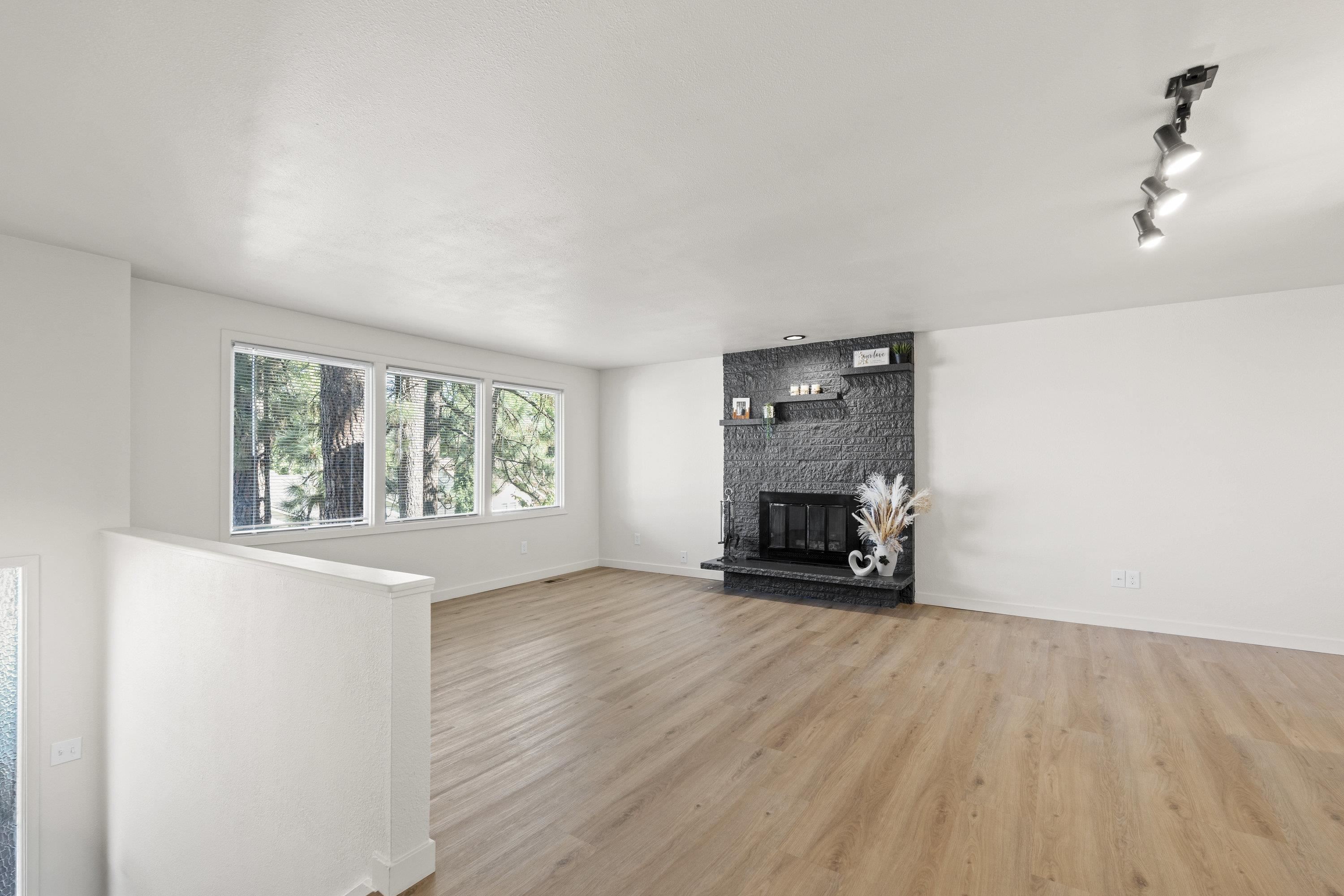 4004 E 15 Ave - Photo 8
