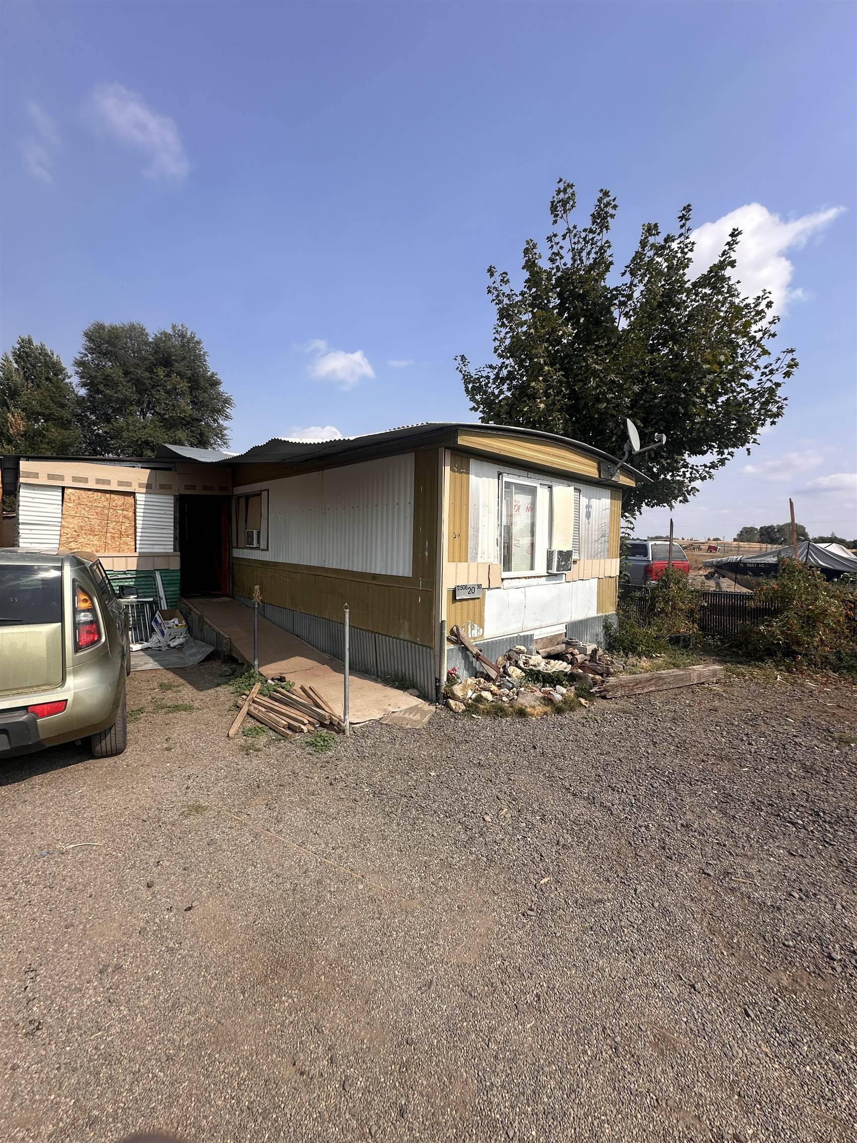 12508 W 20TH St - Photo 18