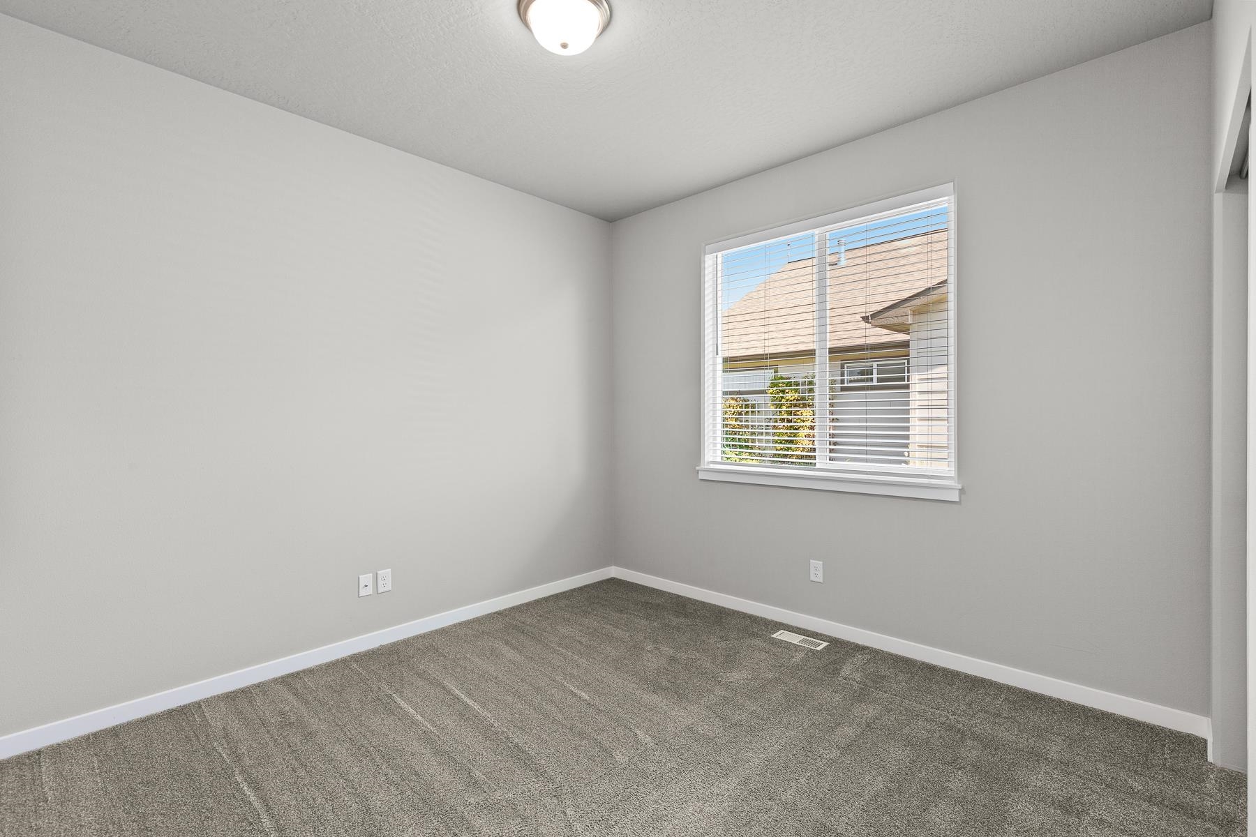 2675 N Rydal Ln - Photo 20
