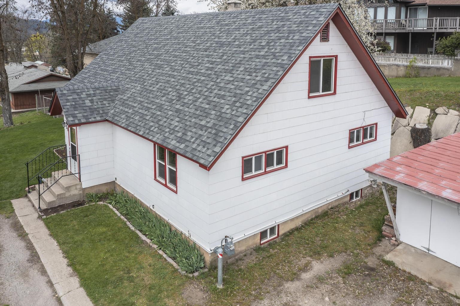 159 E 10th Ave - Photo 2
