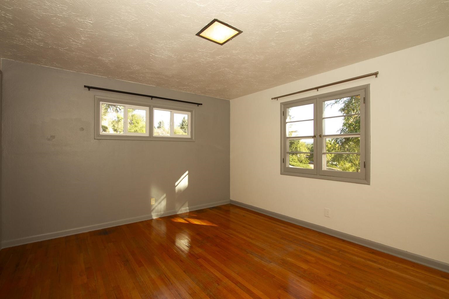159 E 10th Ave - Photo 19
