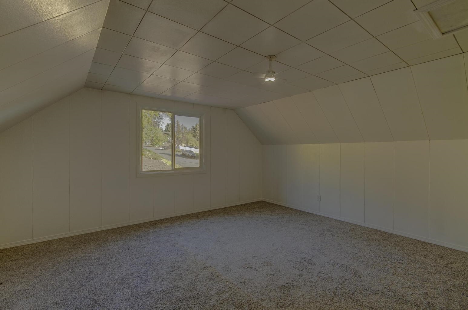 159 E 10th Ave - Photo 23