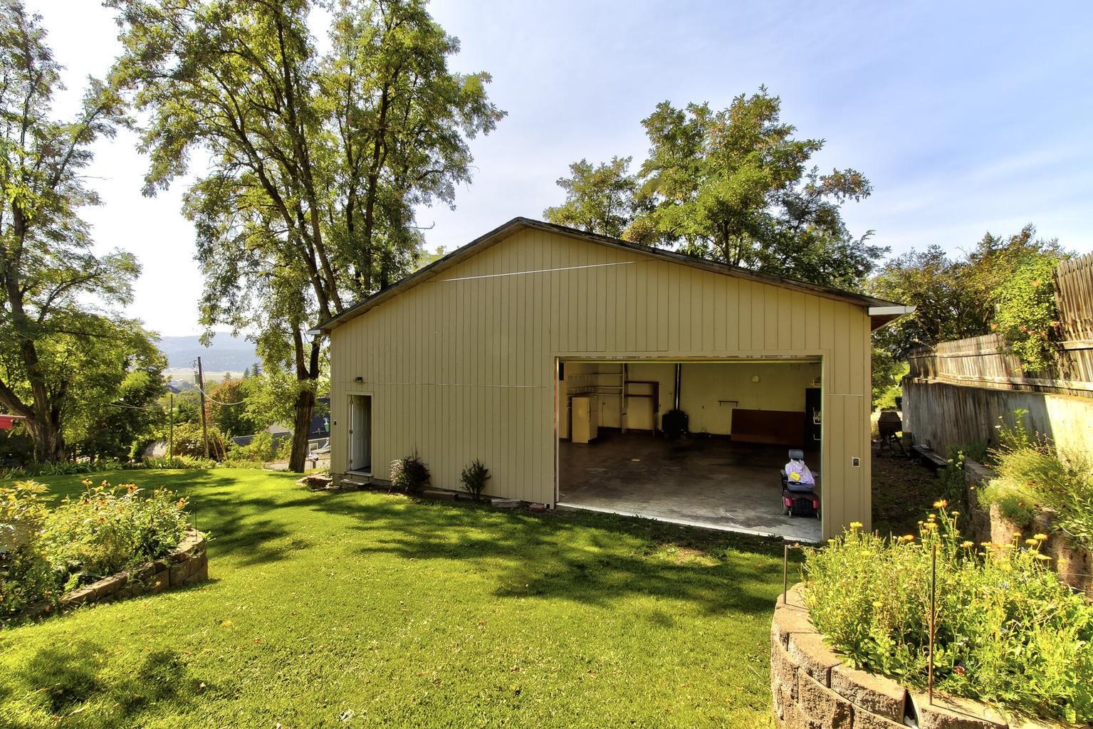 159 E 10th Ave - Photo 31
