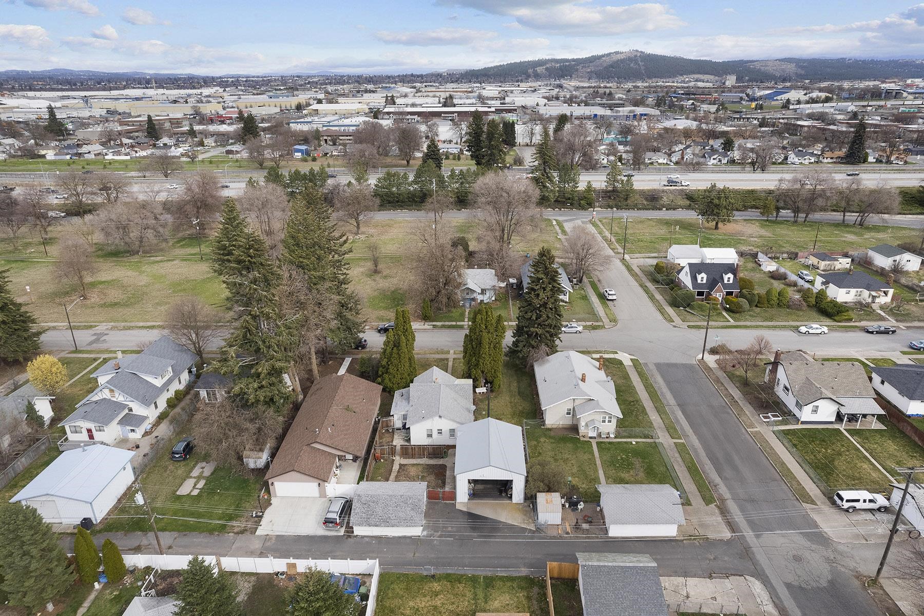 4054 E 4th Ave - Photo 13
