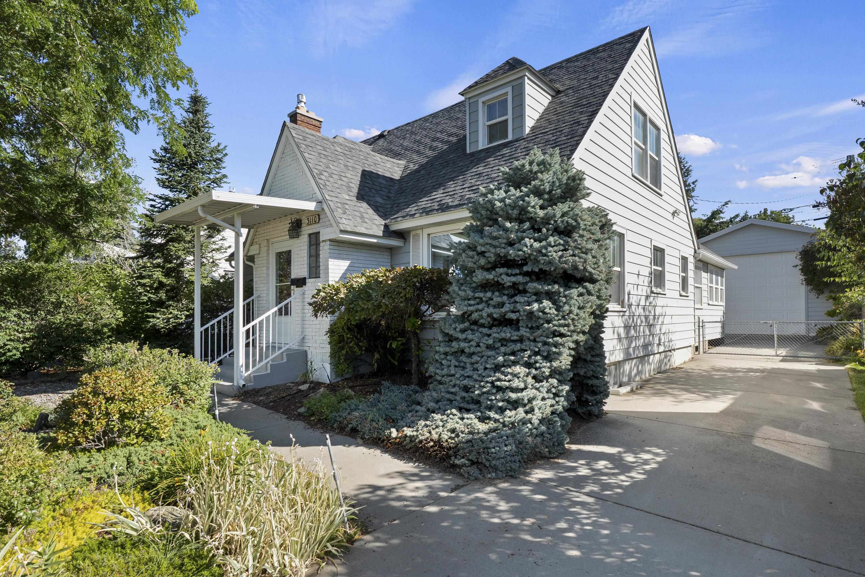 3110 N Sheridan Ct - Photo 3