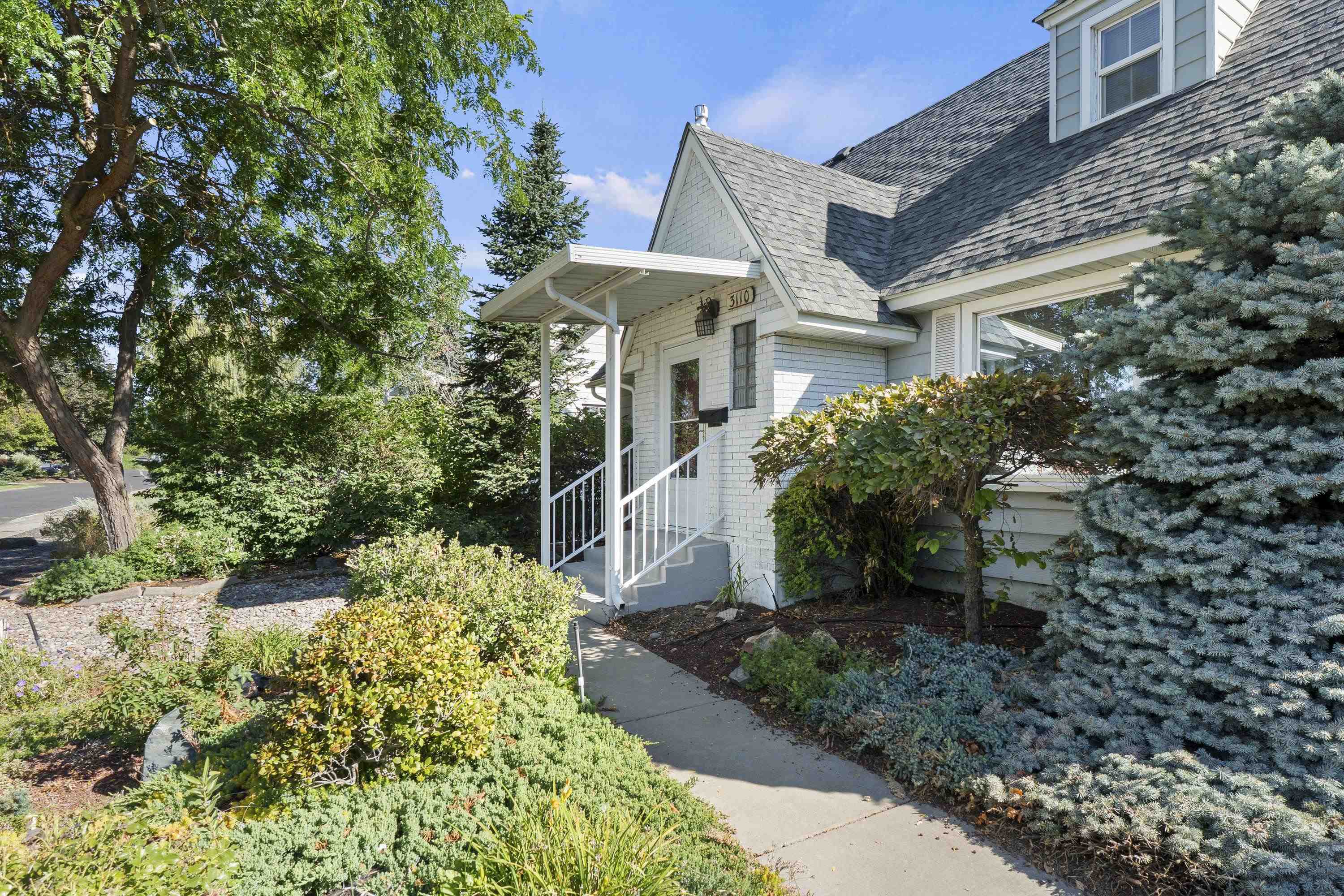 3110 N Sheridan Ct - Photo 4