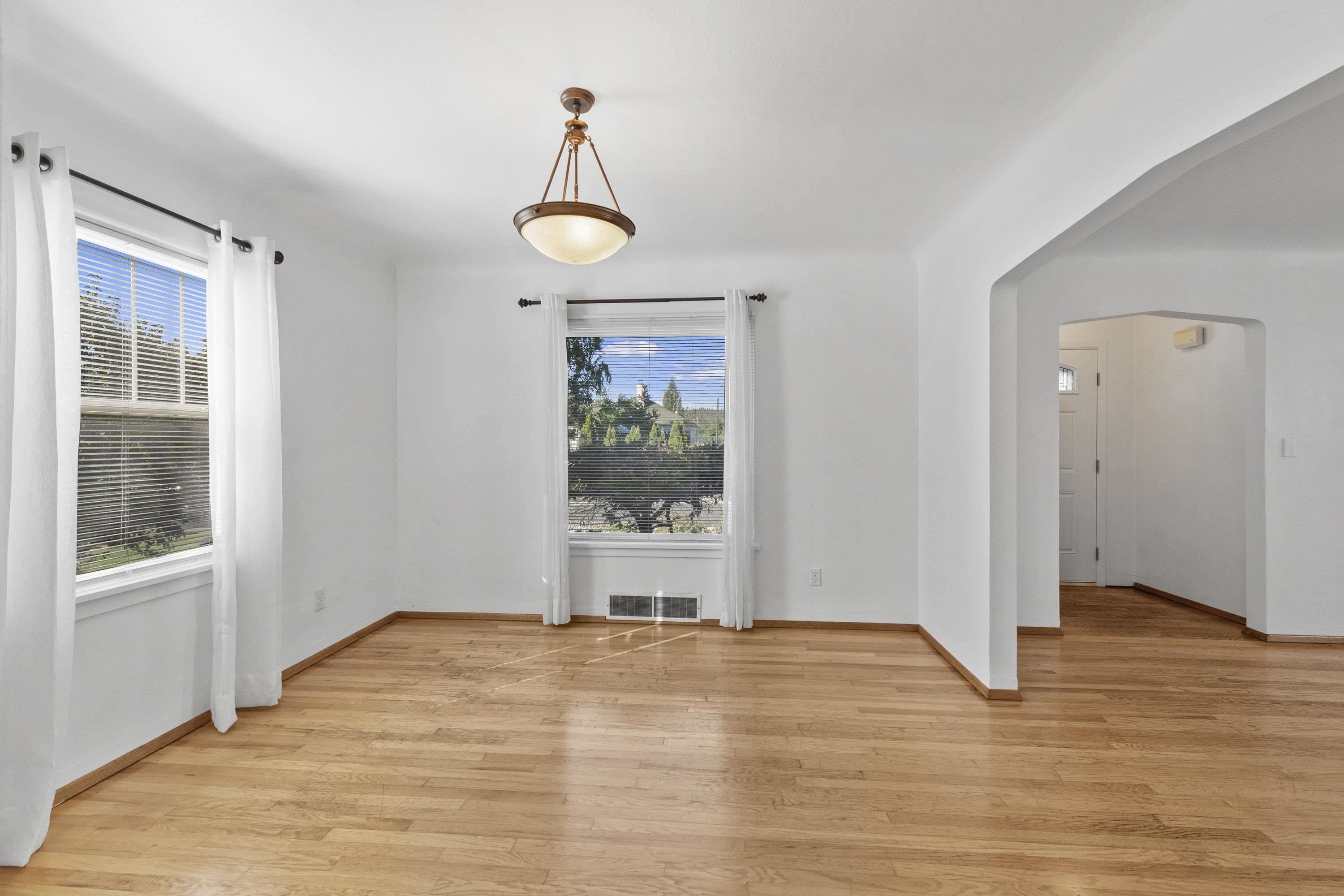 3110 N Sheridan Ct - Photo 9