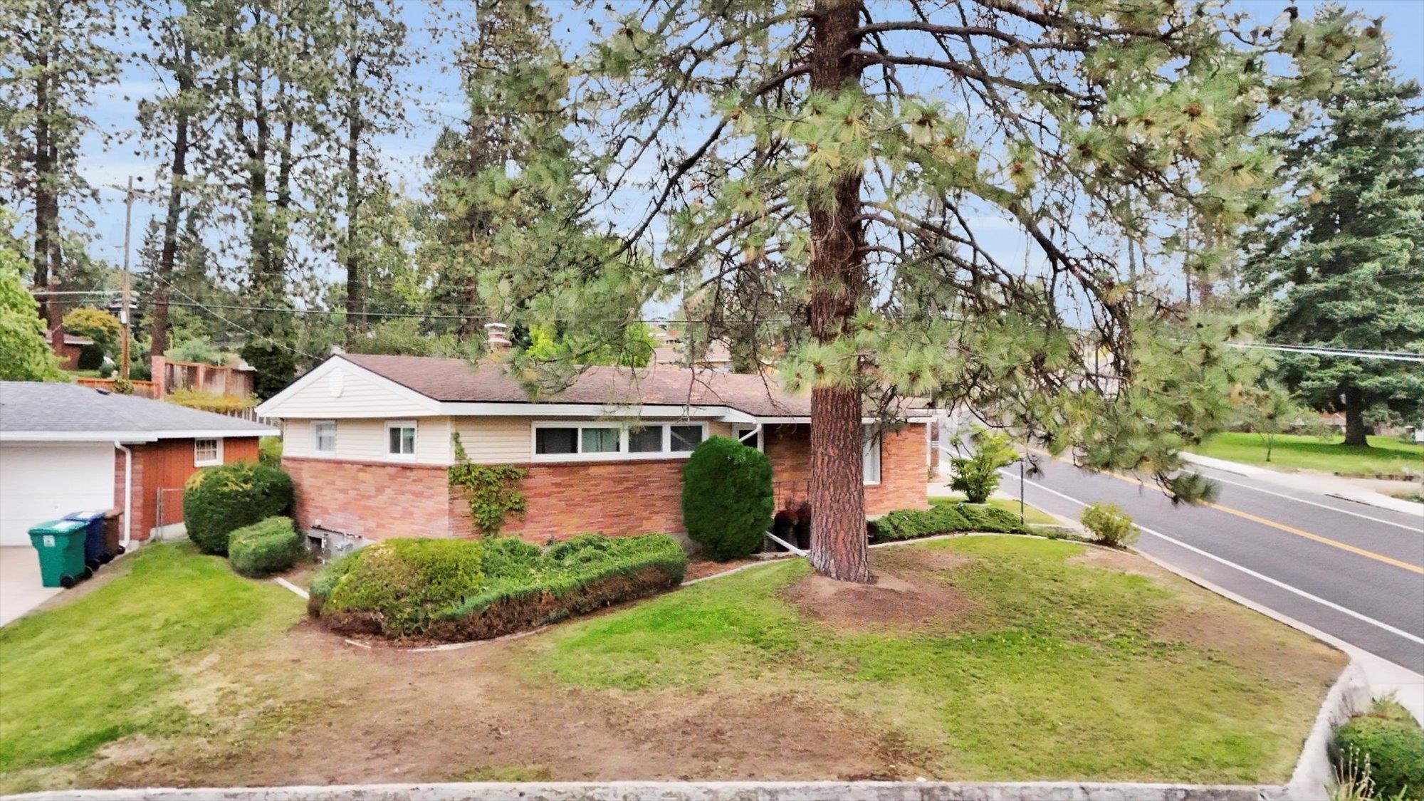5504 N Forest Blvd - Photo 7