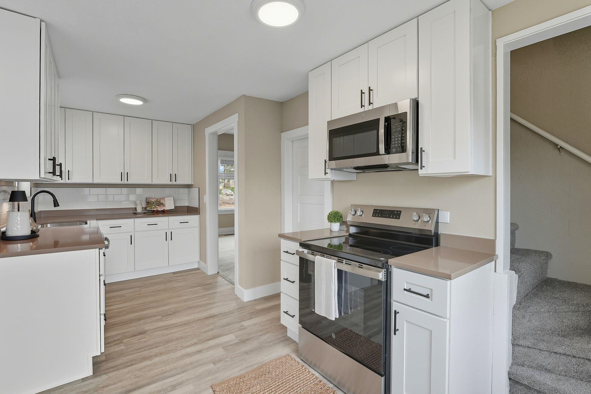 33 E Everett Ave - Photo 11