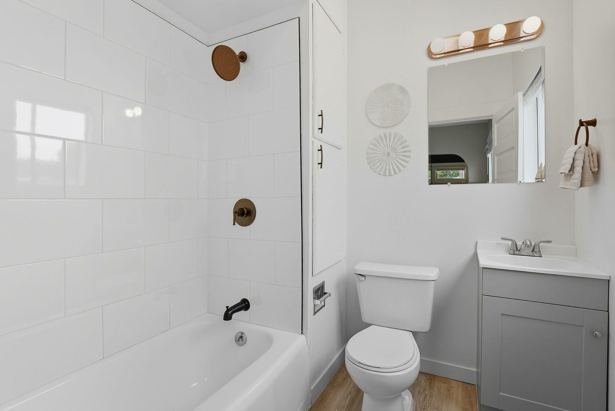 33 E Everett Ave - Photo 18