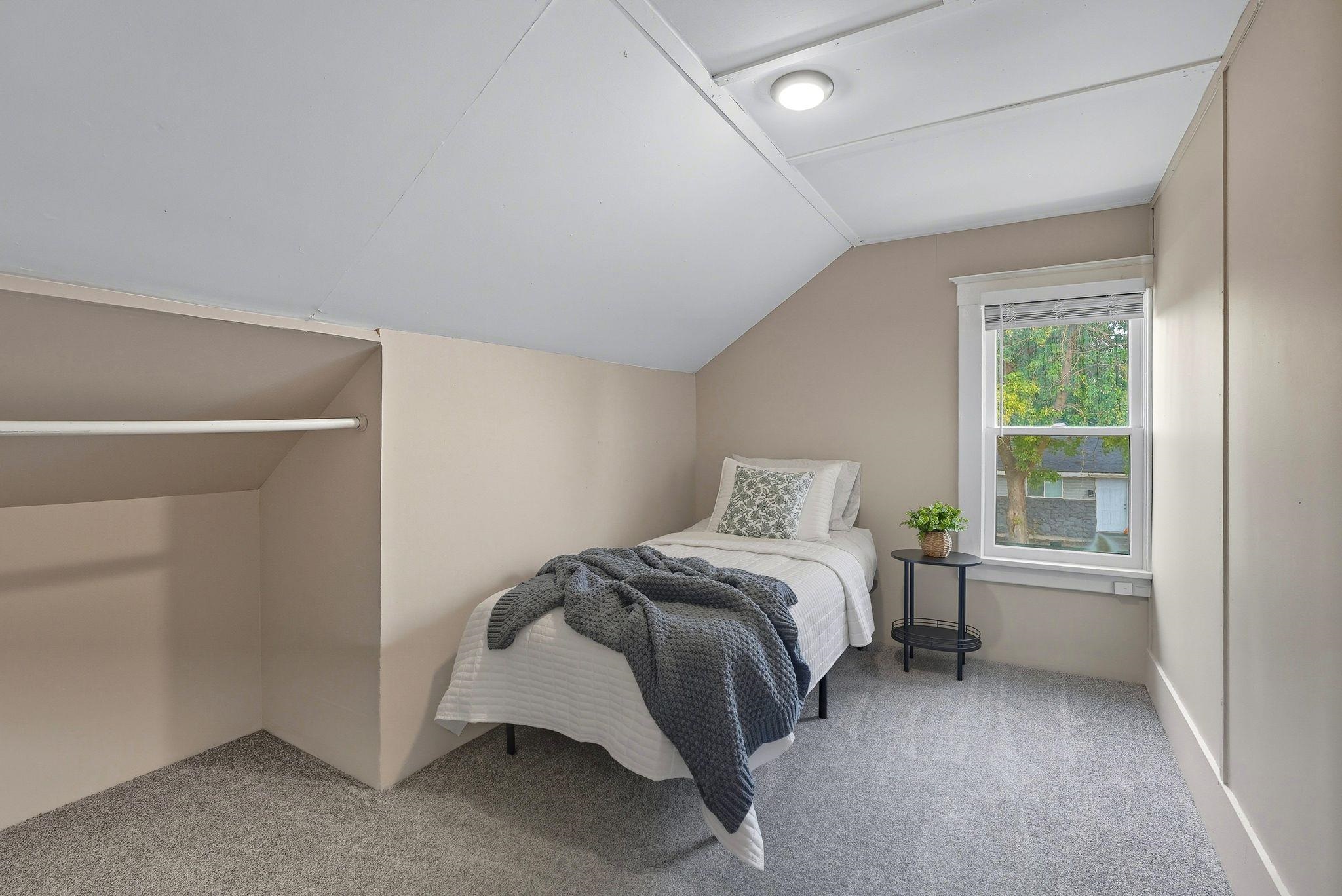 33 E Everett Ave - Photo 19