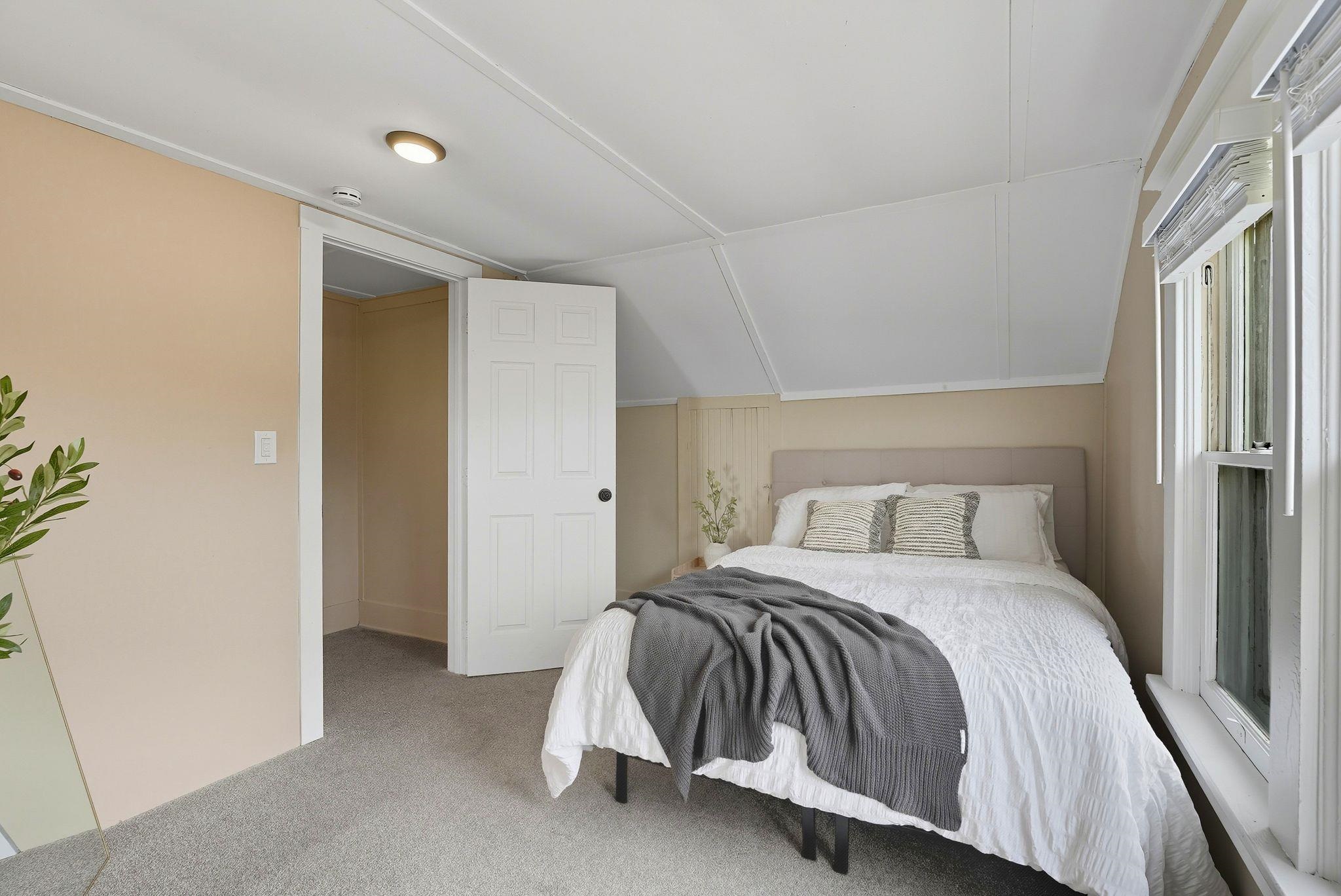 33 E Everett Ave - Photo 22