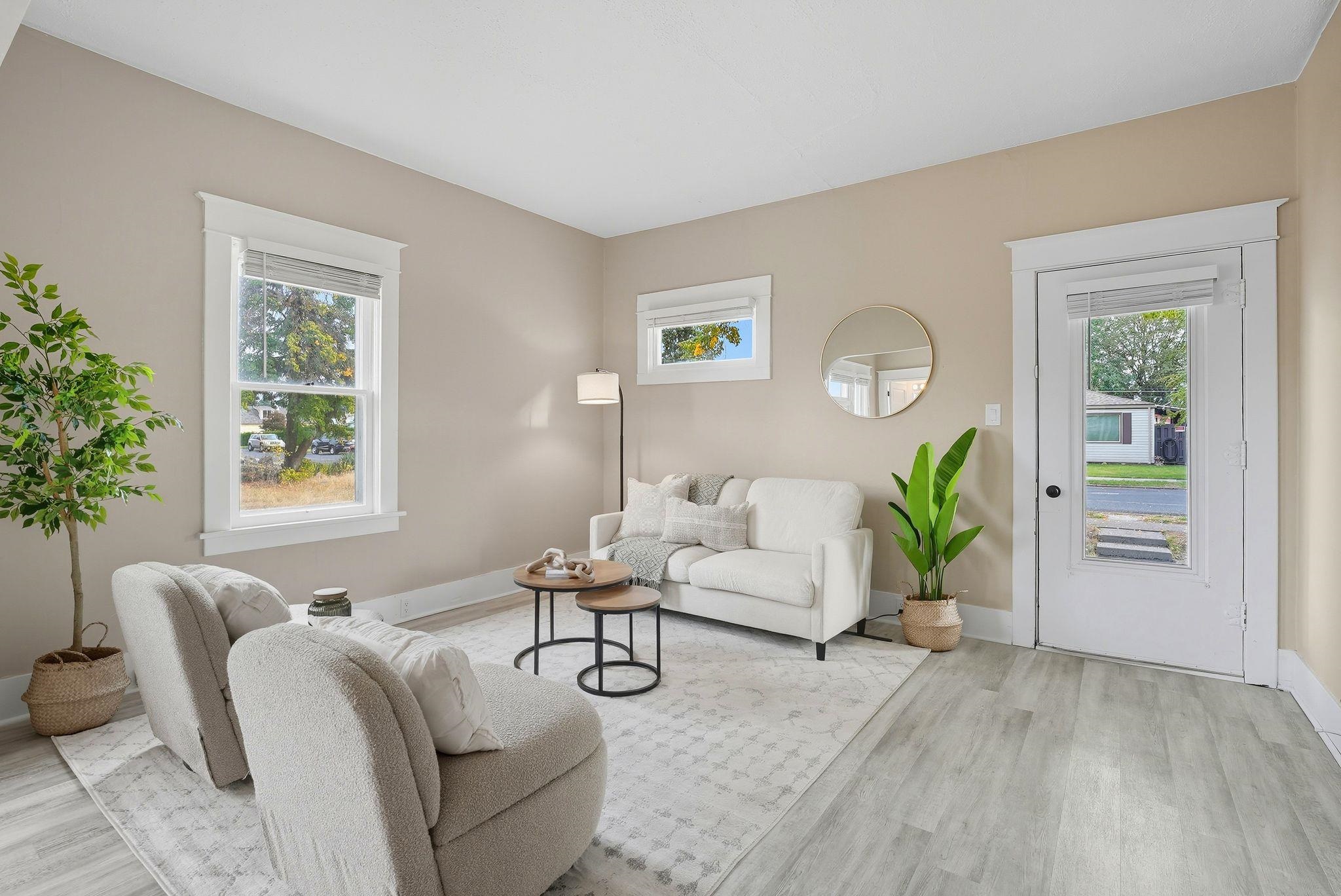 33 E Everett Ave - Photo 6