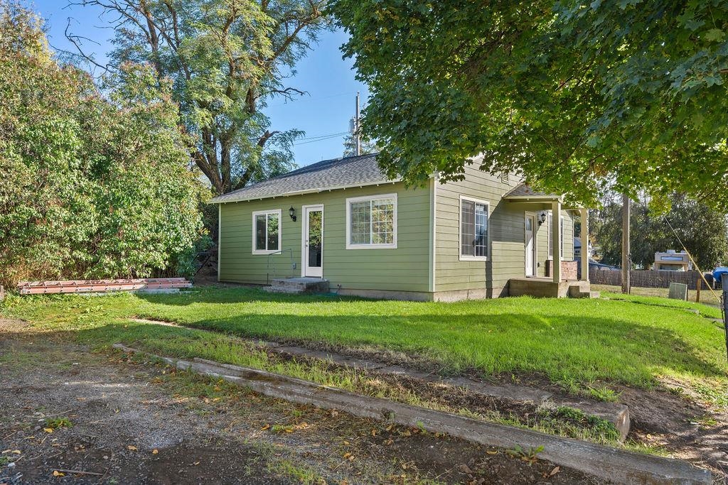 231 W Poplar St - Photo 24