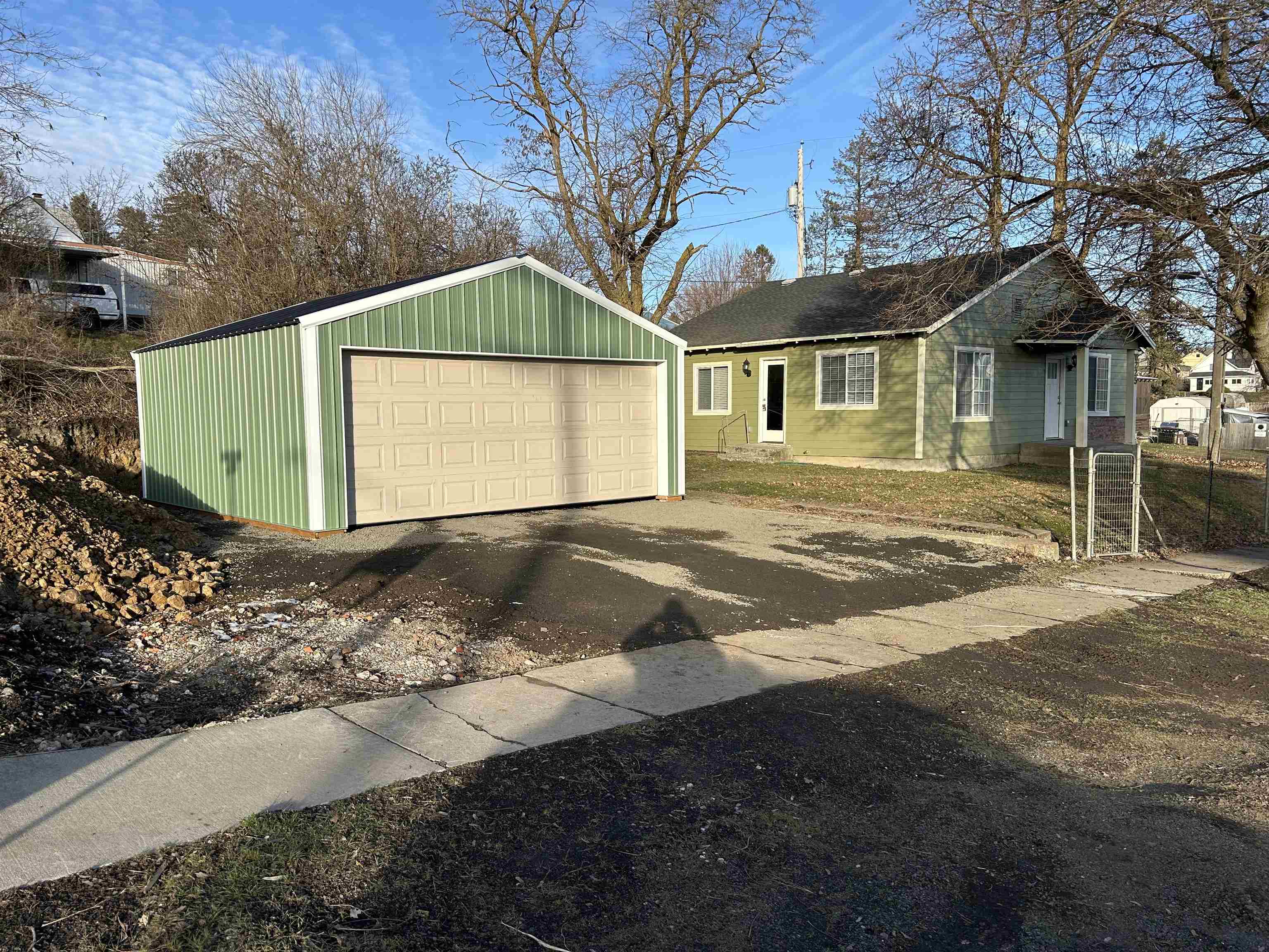 231 W Poplar St - Photo 33