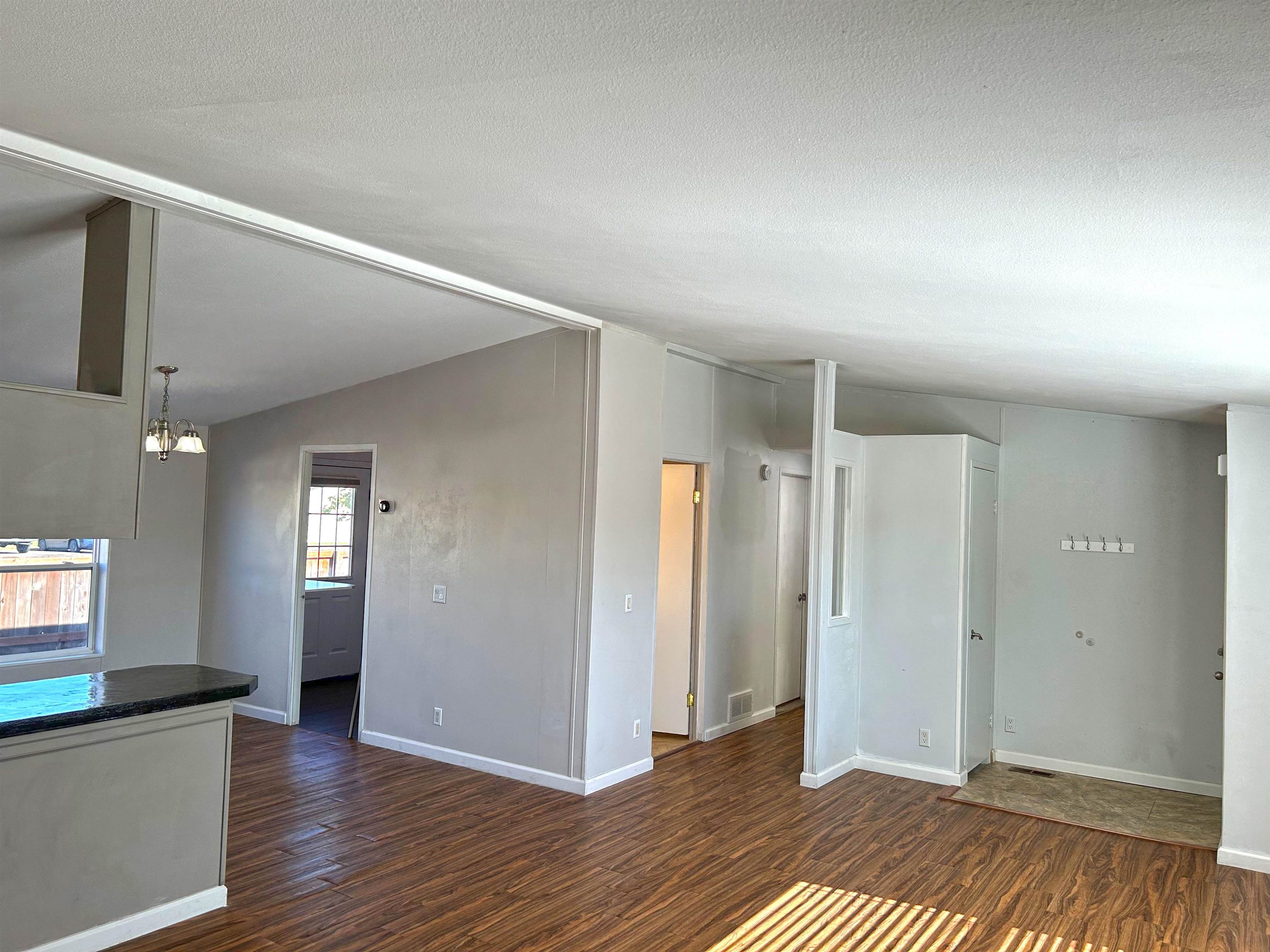 10510 W Richland Rd - Photo 4