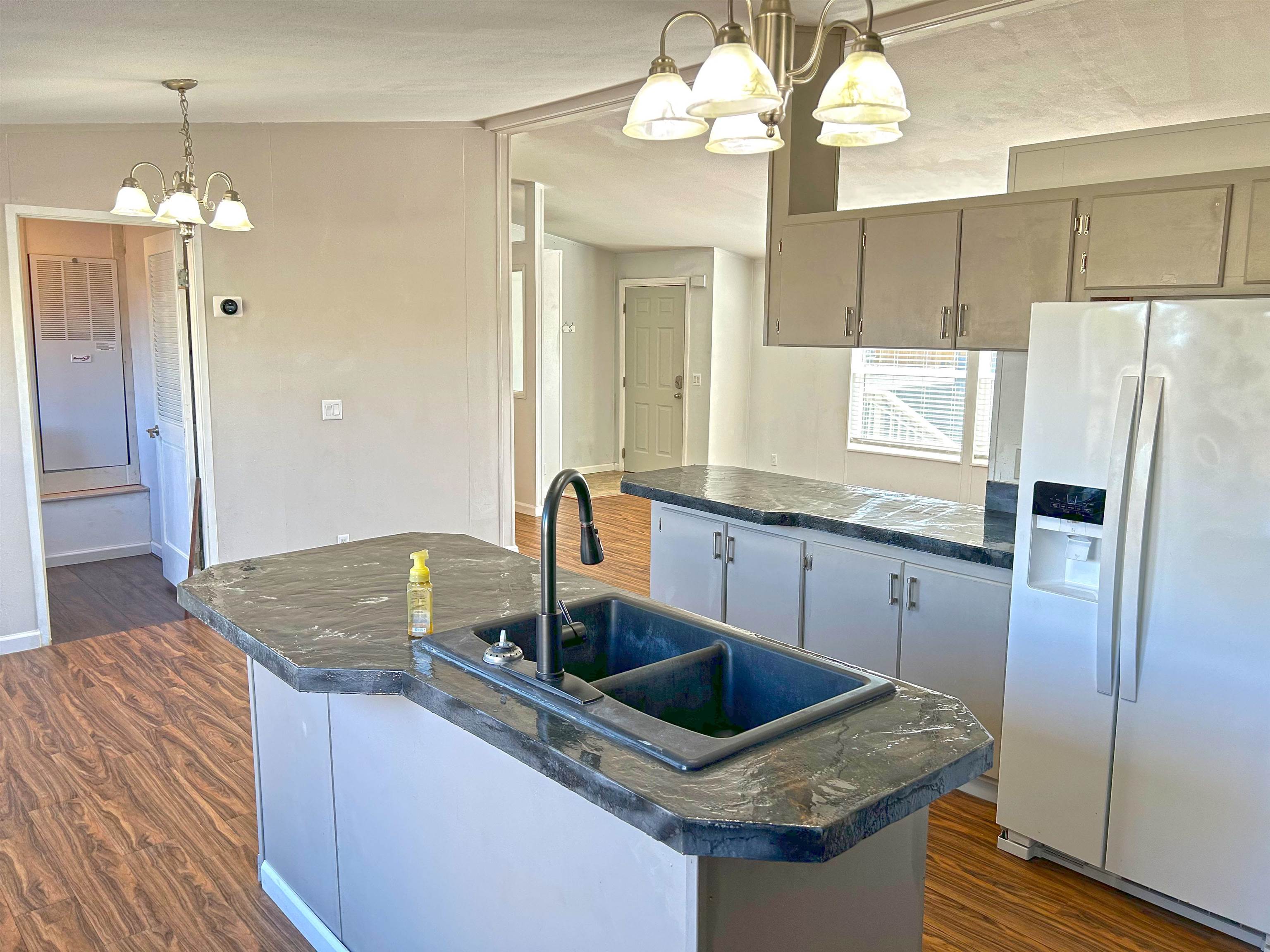 10510 W Richland Rd - Photo 8