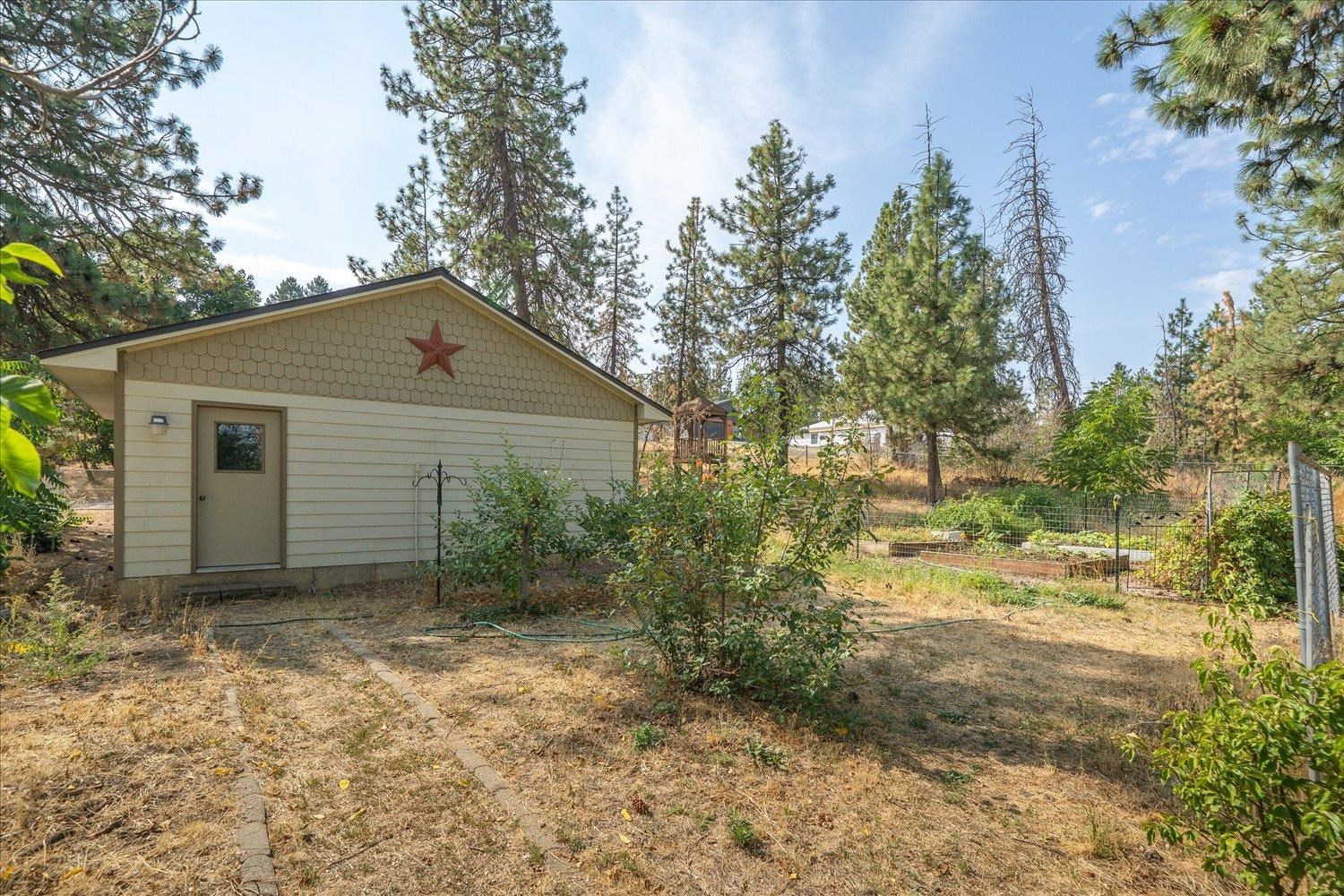 2922 W 18th Ave - Photo 2