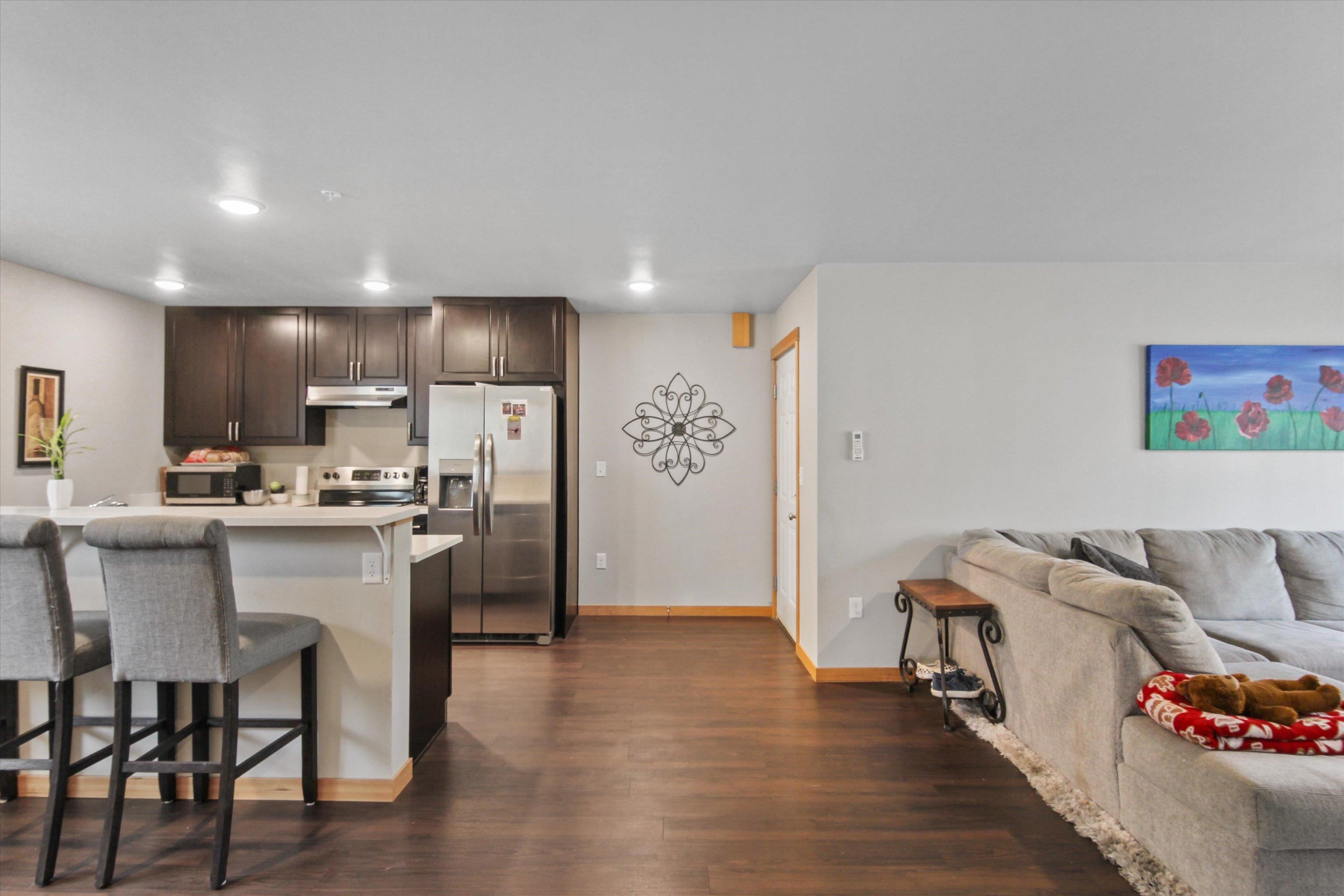 1608 E Hartson Ave - Photo 11