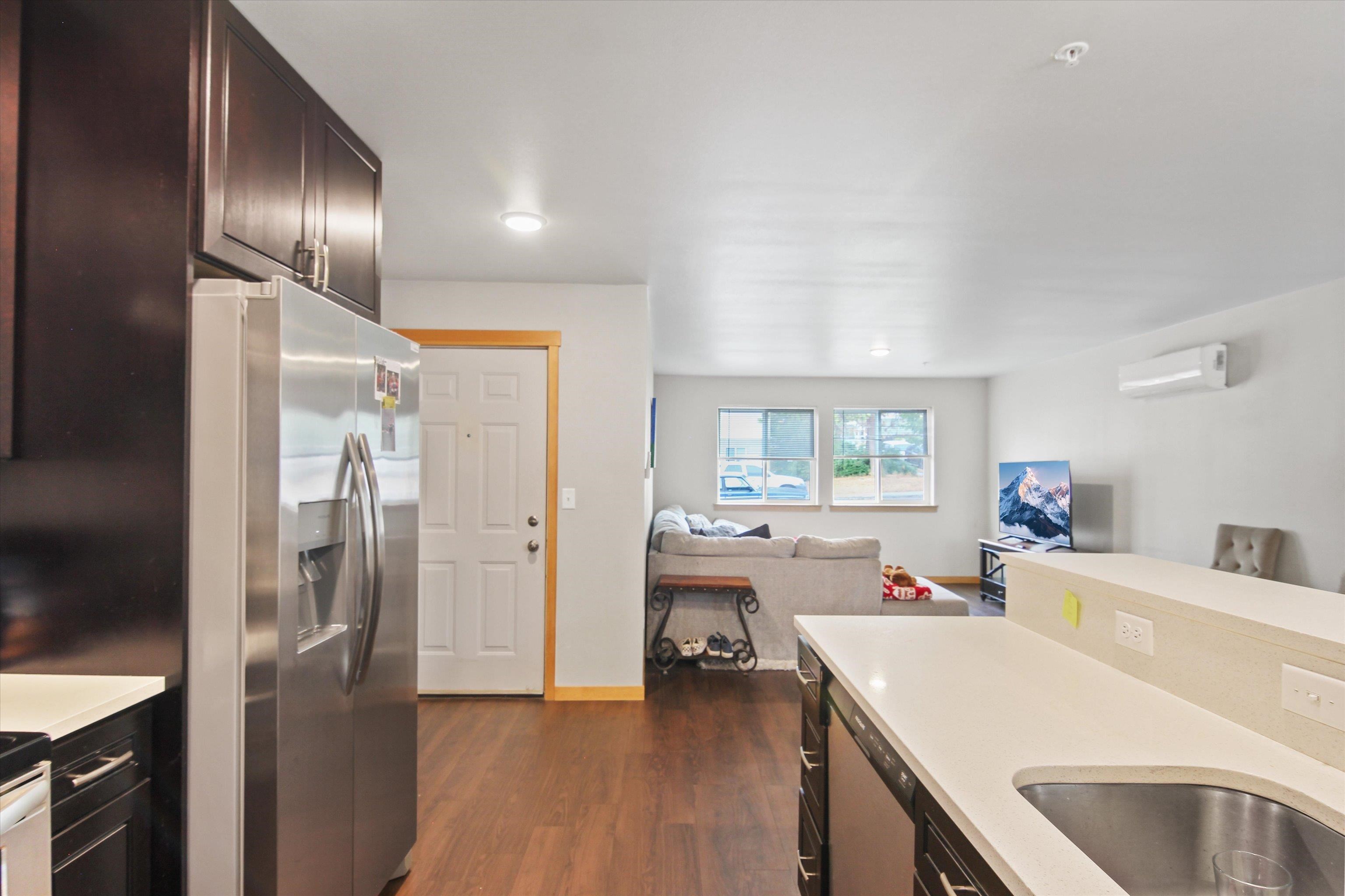 1608 E Hartson Ave - Photo 9
