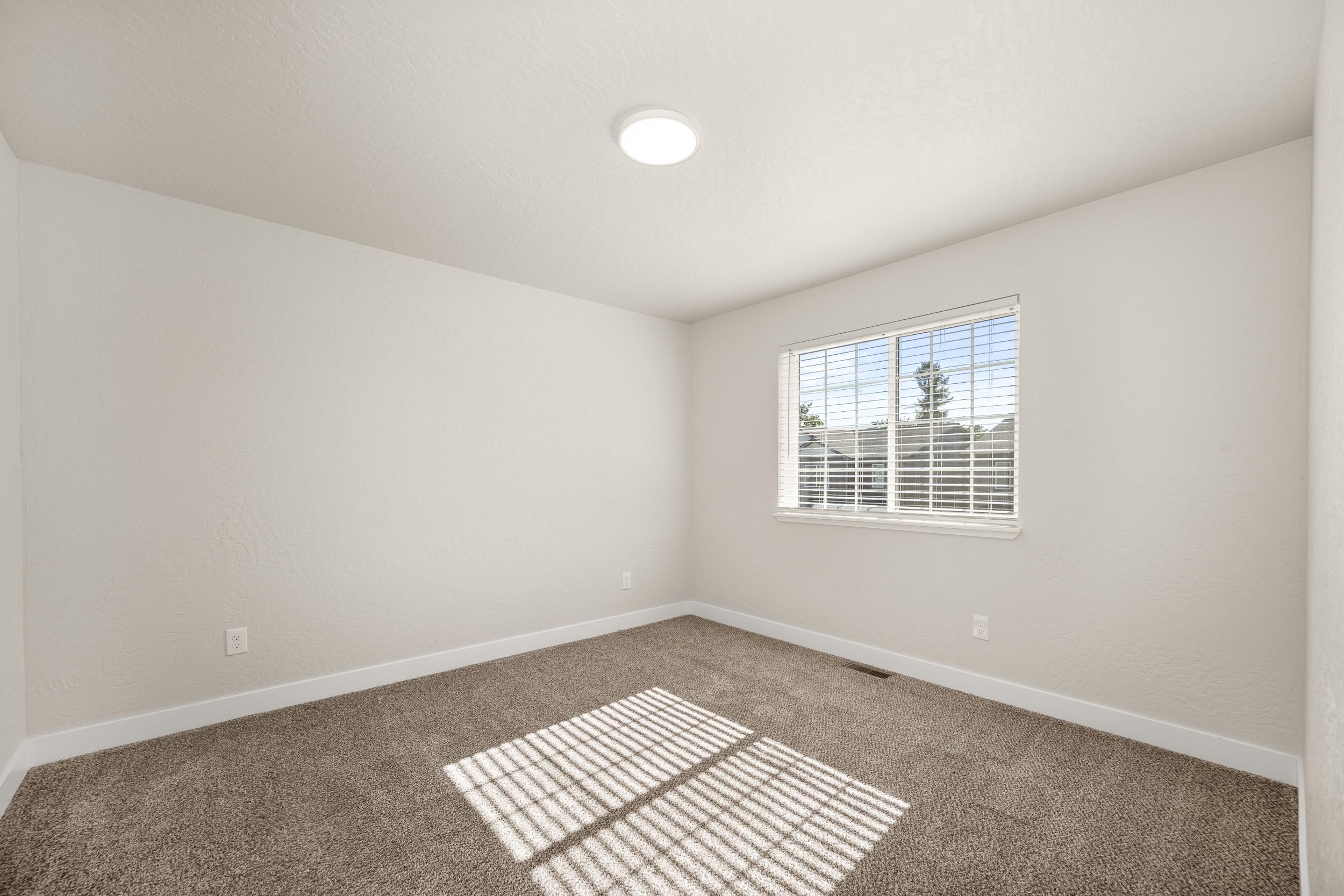 11904,11905,119 E Spruce Ln - Photo 19
