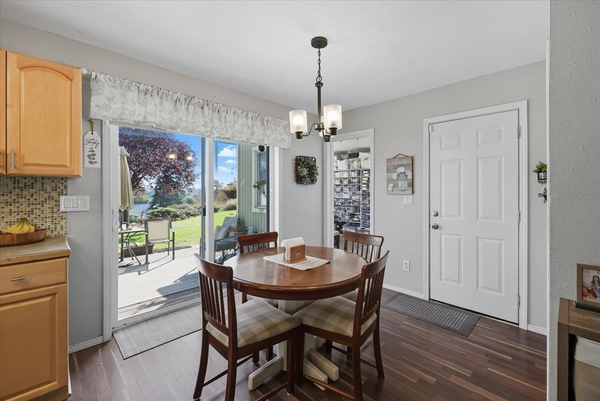 3250 - 3252 N Ash Pl - Photo 9