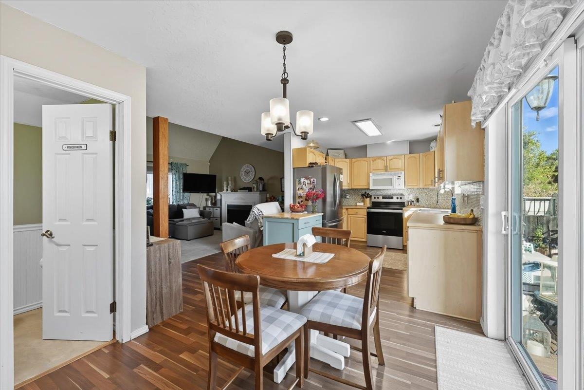3250 - 3252 N Ash Pl - Photo 10
