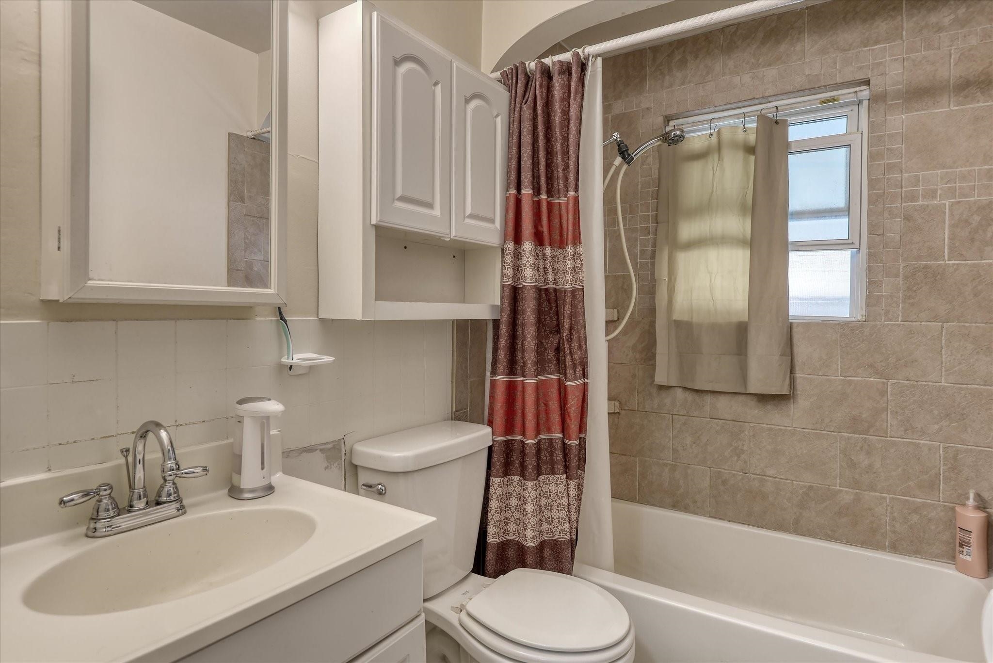 2421 W Lacrosse Ave - Photo 18
