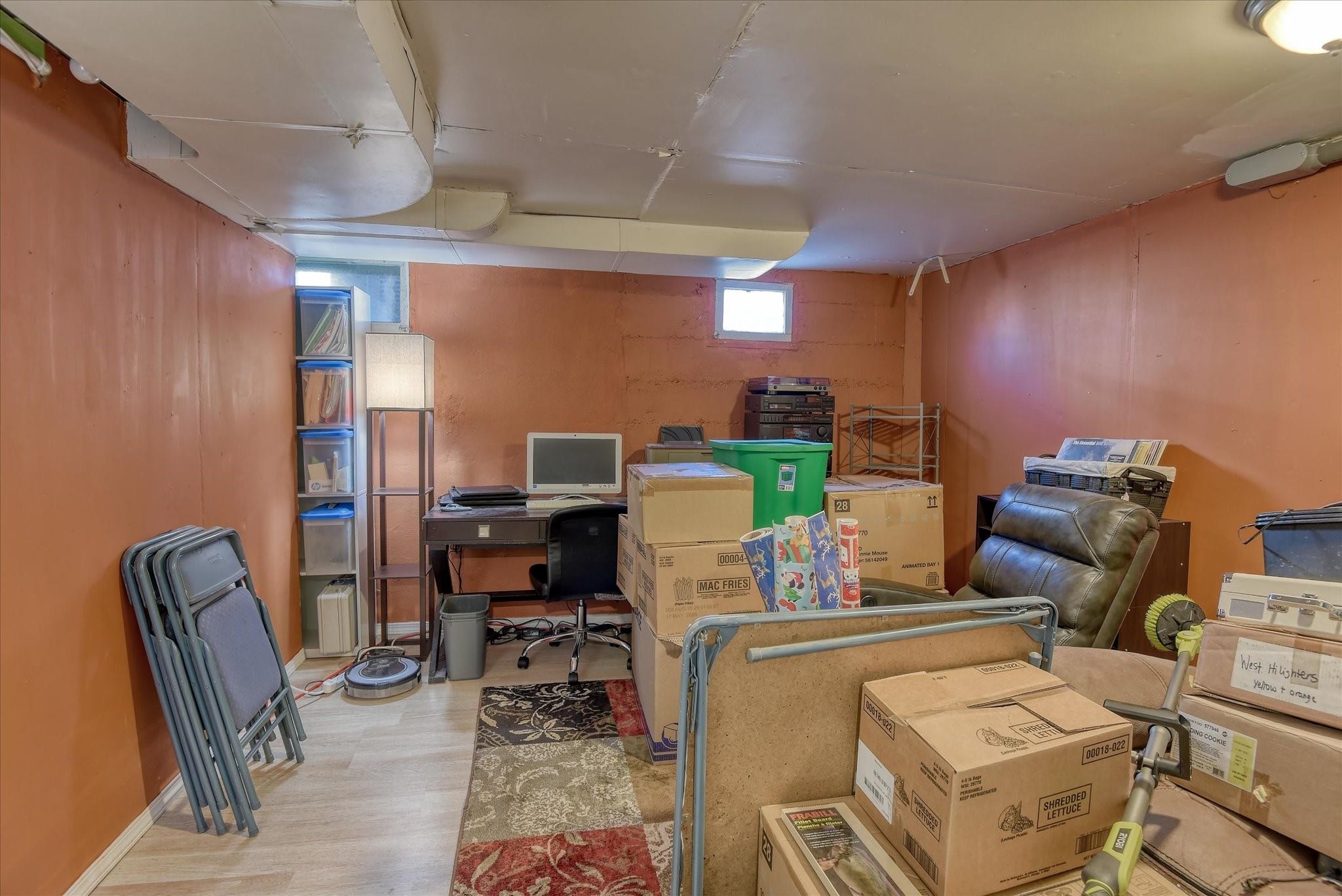 2421 W Lacrosse Ave - Photo 28