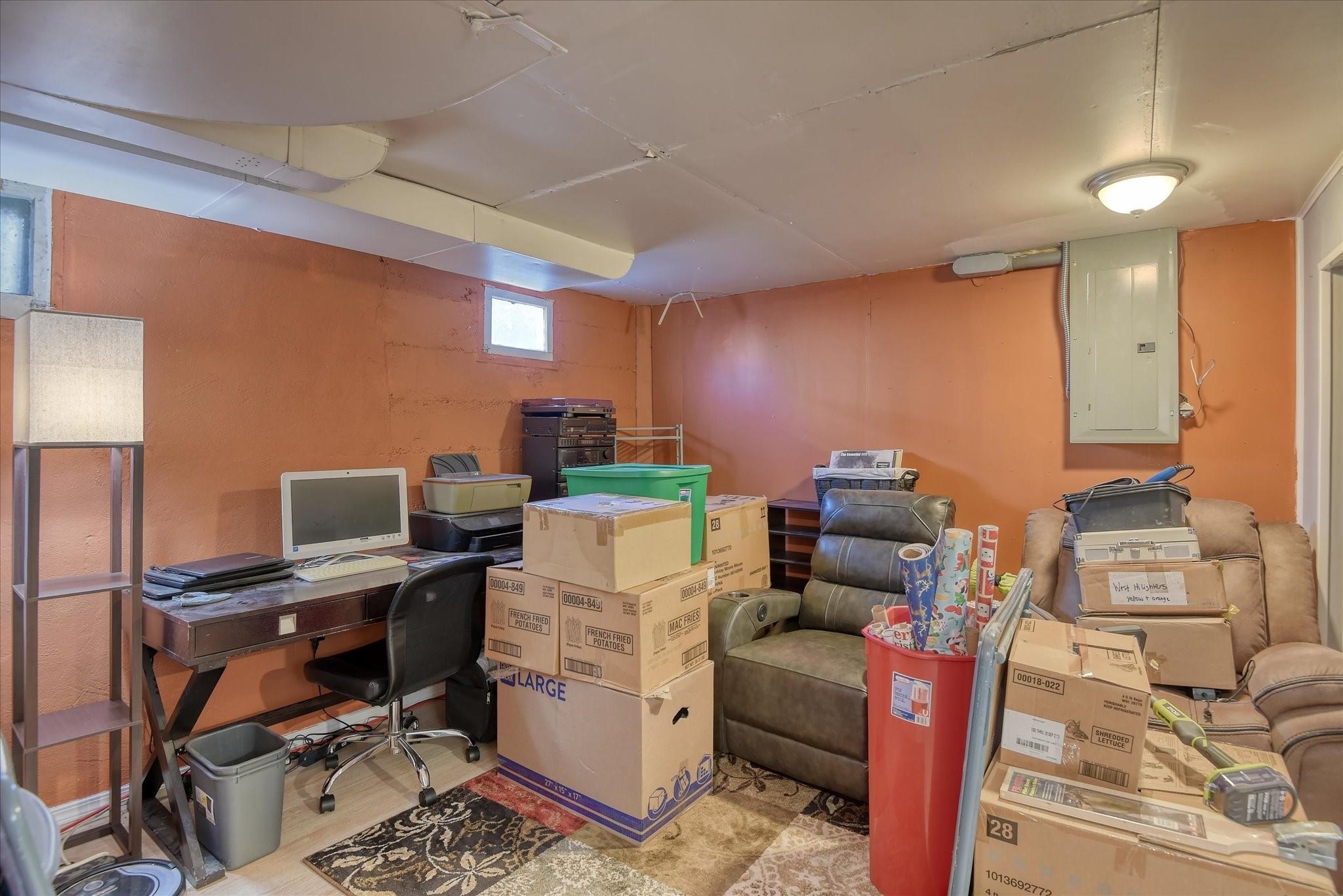 2421 W Lacrosse Ave - Photo 29