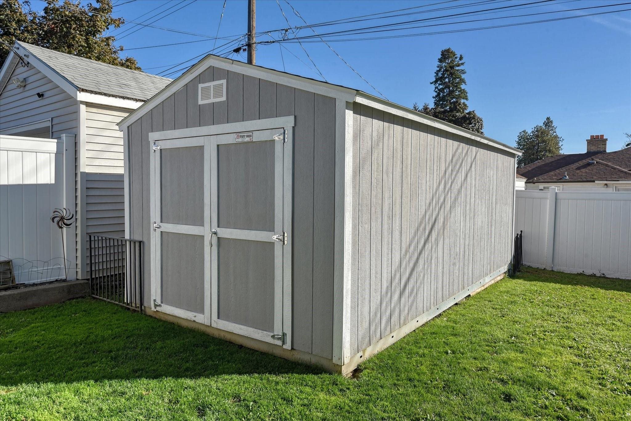 2421 W Lacrosse Ave - Photo 34