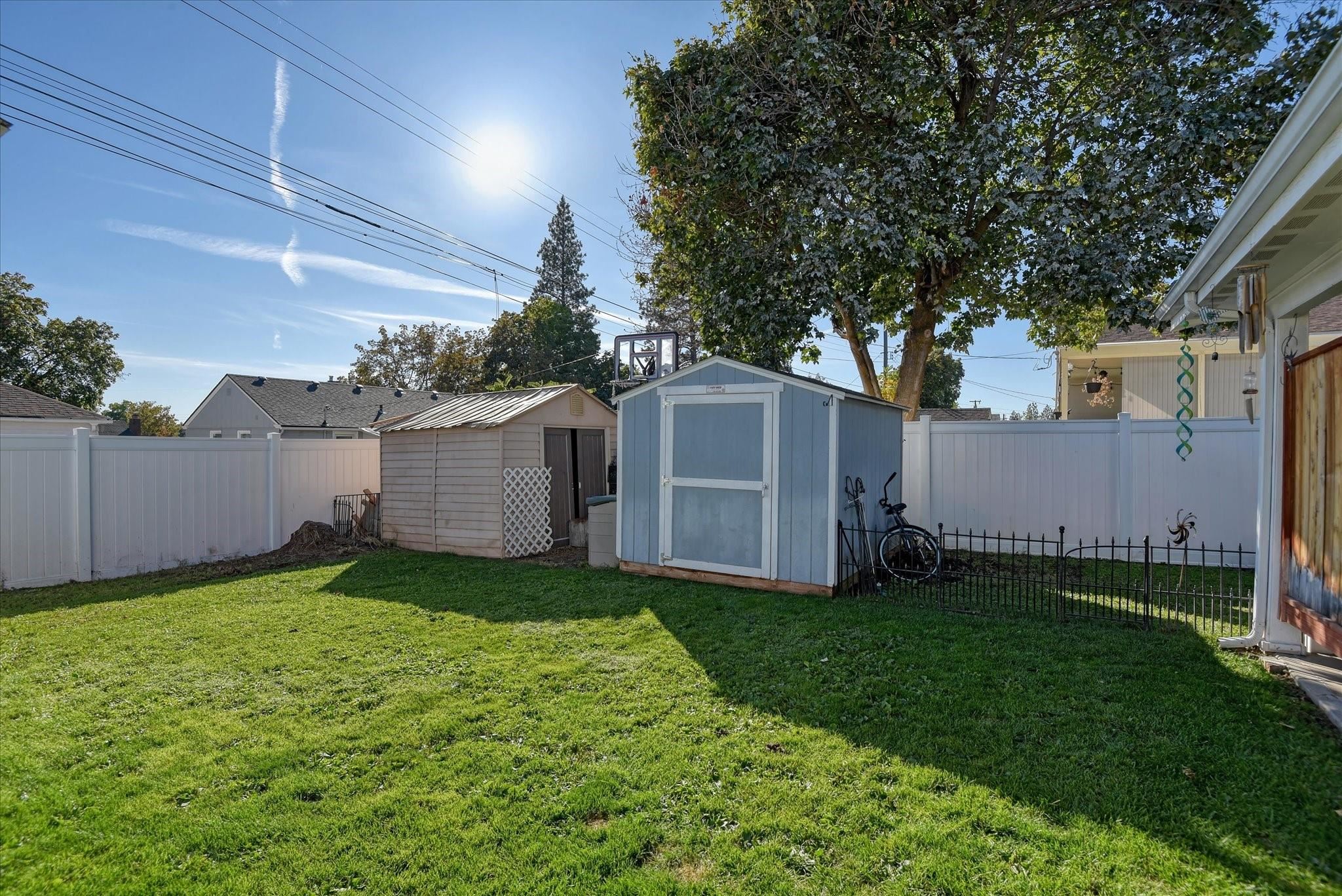 2421 W Lacrosse Ave - Photo 36