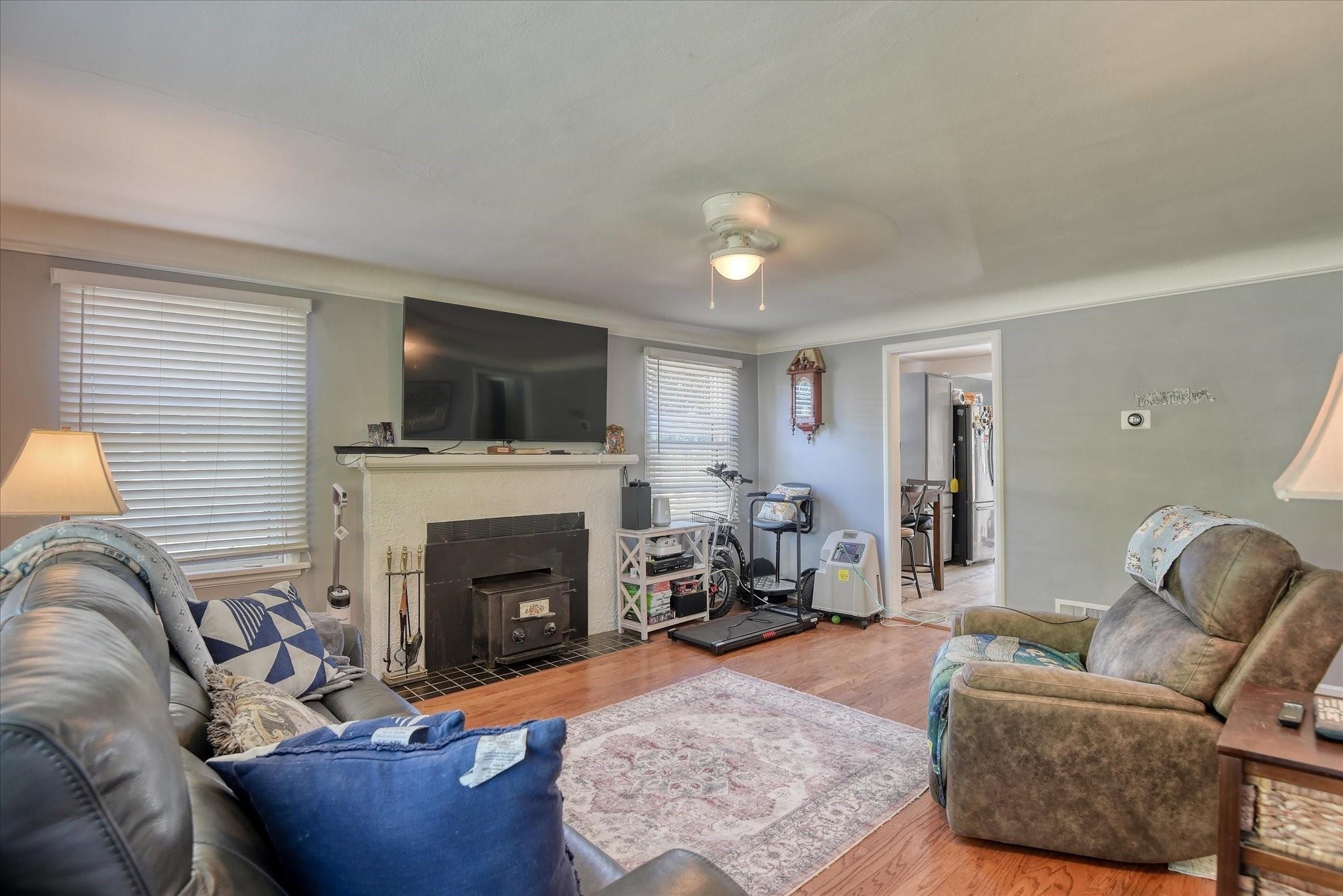 2421 W Lacrosse Ave - Photo 7