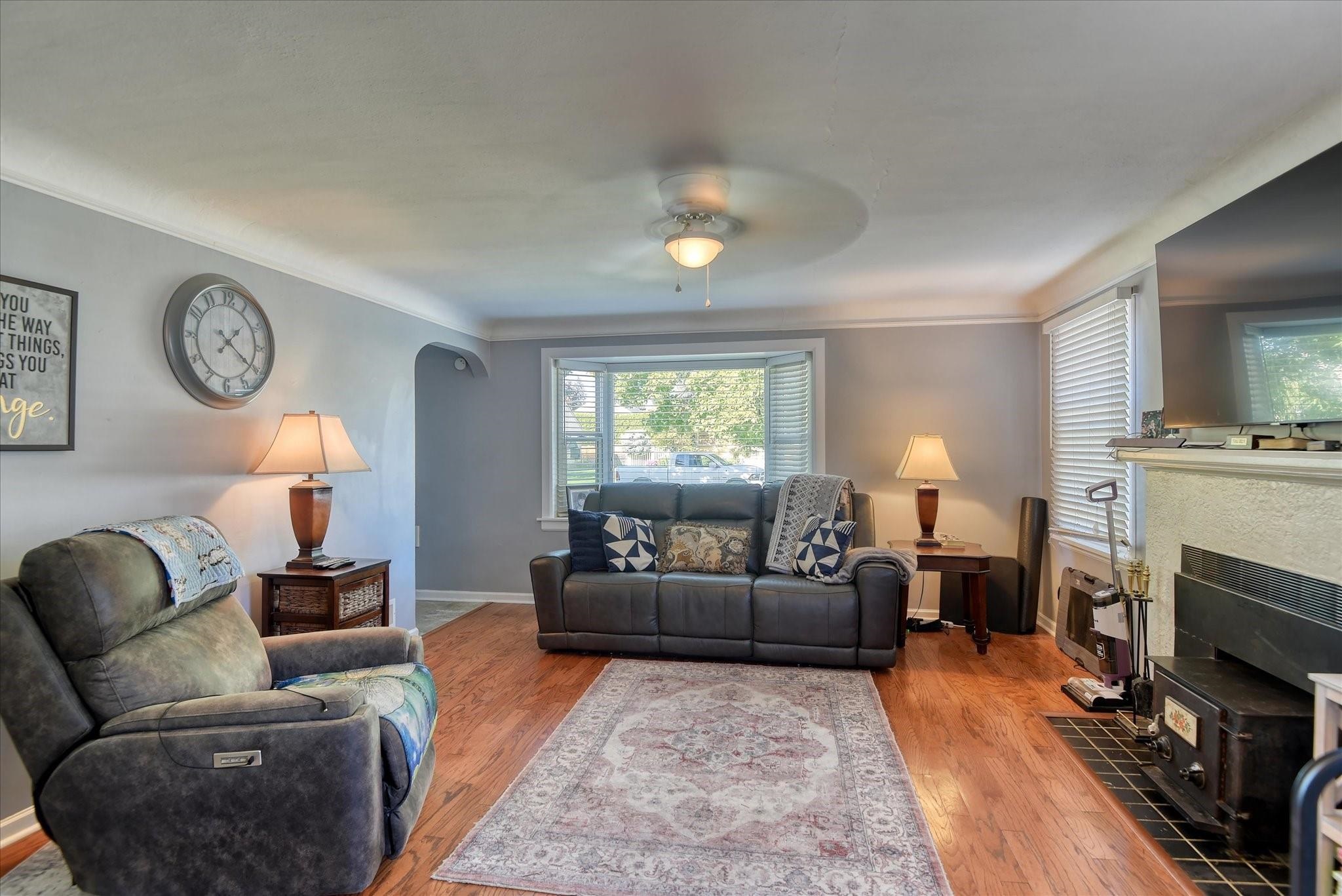 2421 W Lacrosse Ave - Photo 10