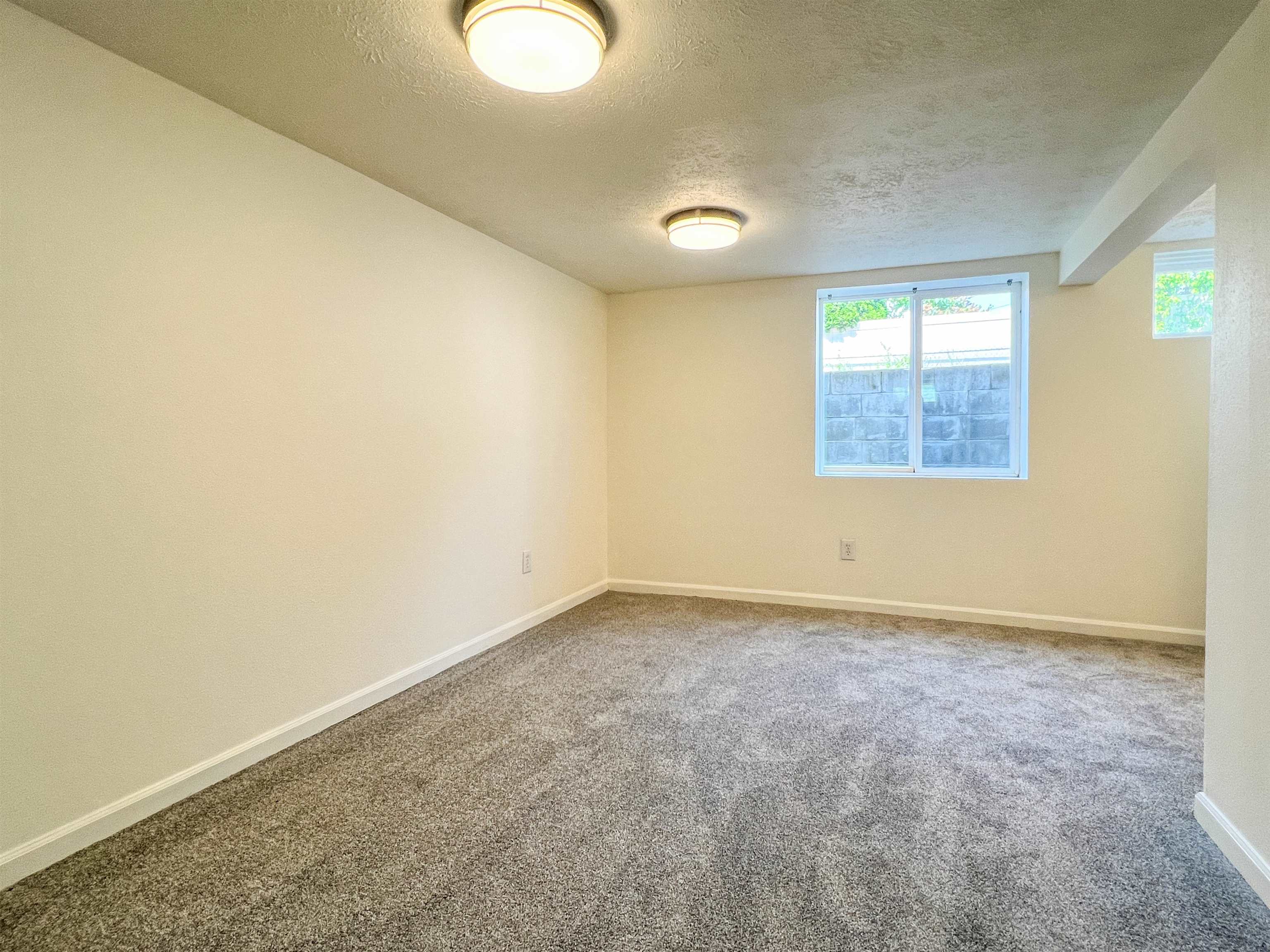 223 E Graves Rd - Photo 19