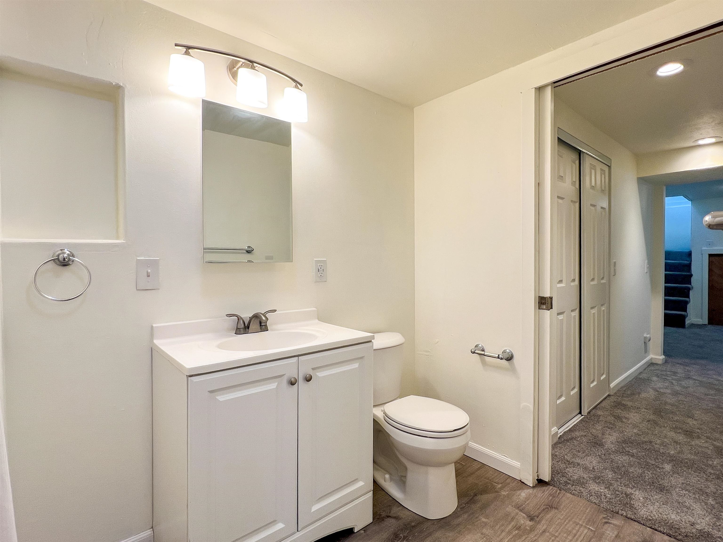 223 E Graves Rd - Photo 23
